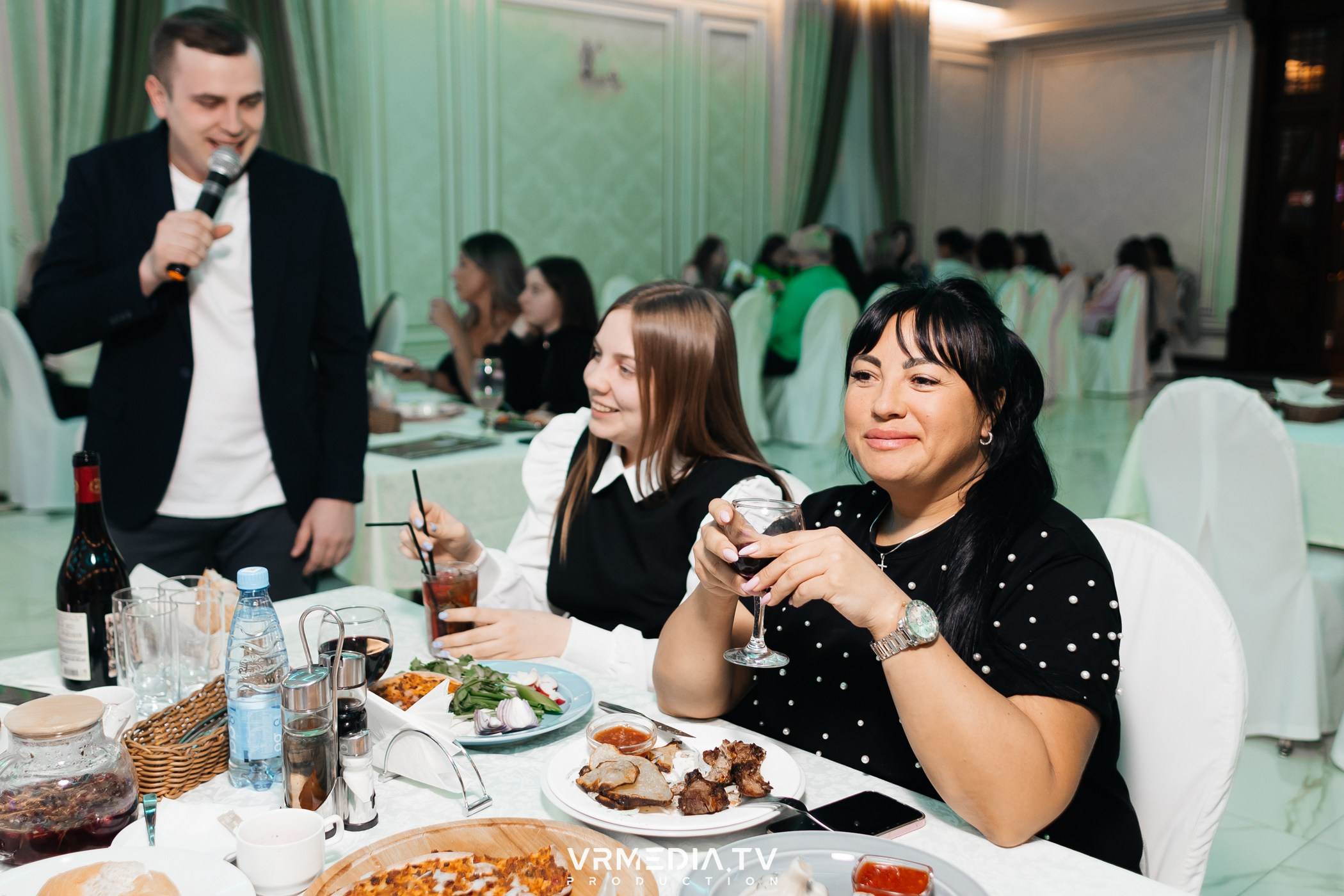 Выходные в ресторане «Лазурный берег»