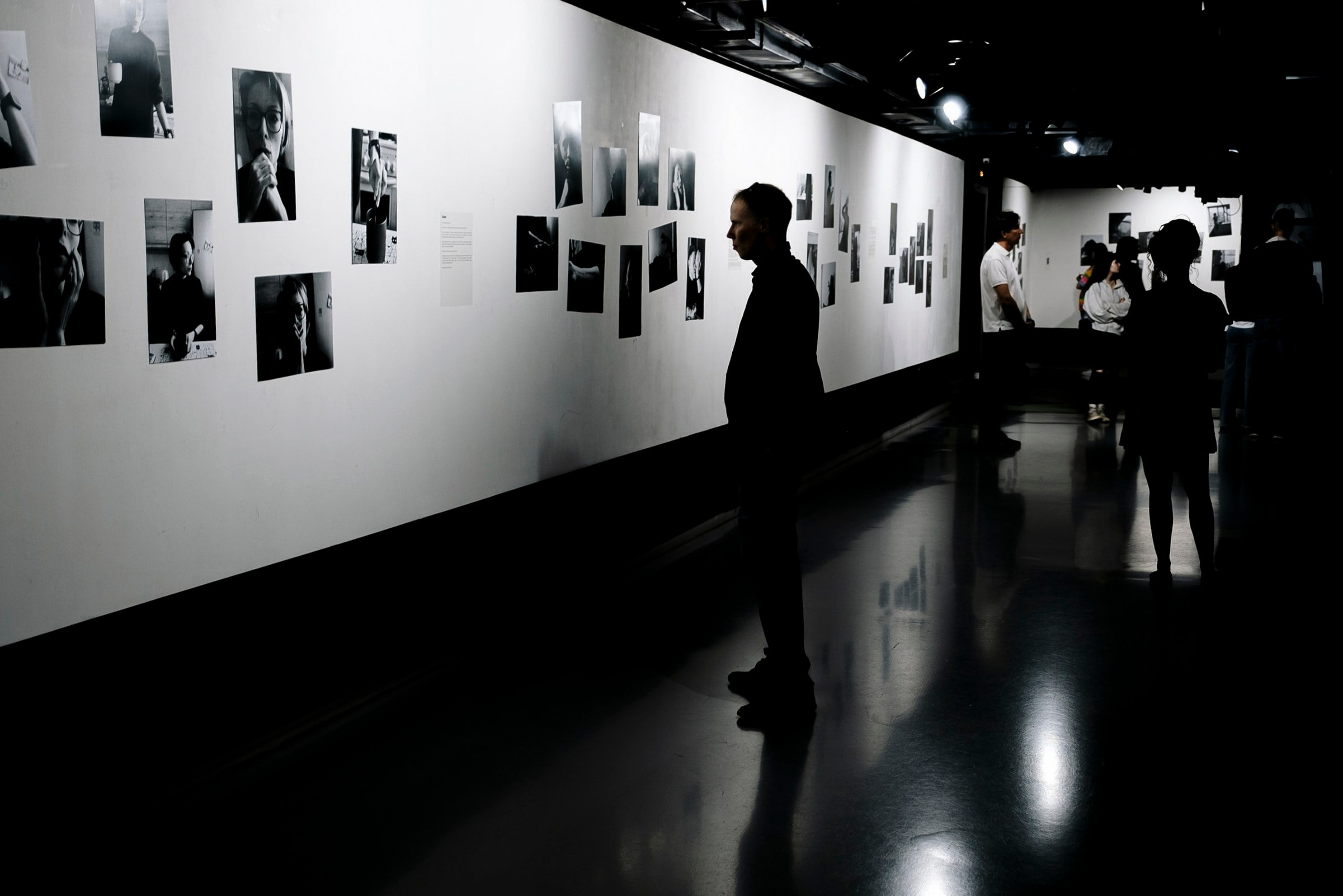 Выставка «Внутри Вардугиной» 2023. #фотокаквкино | Фотографирую людей