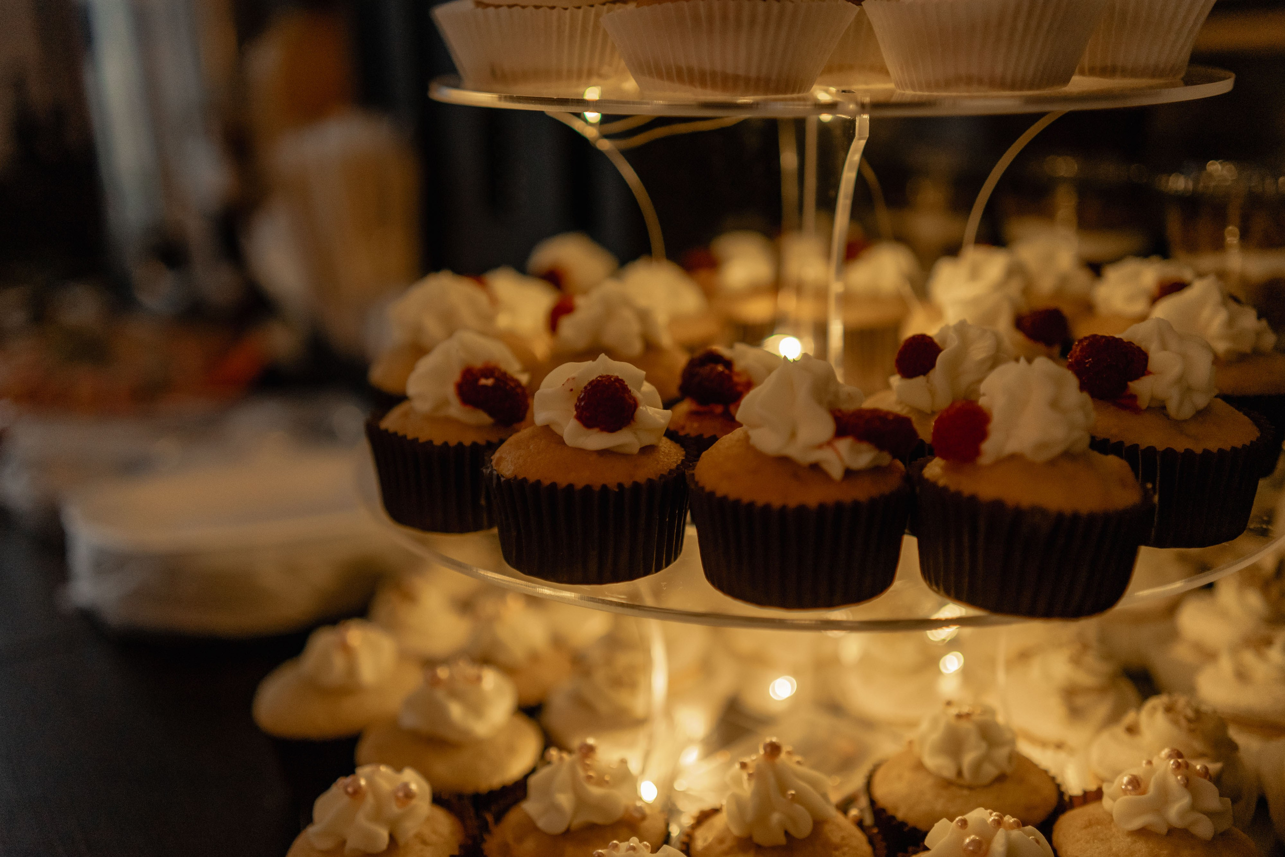 Свадьба в Уфе, венчание в Евангелическо-Лютеранская церкви. Свадебный фотограф в Уфе — Данилова Елена