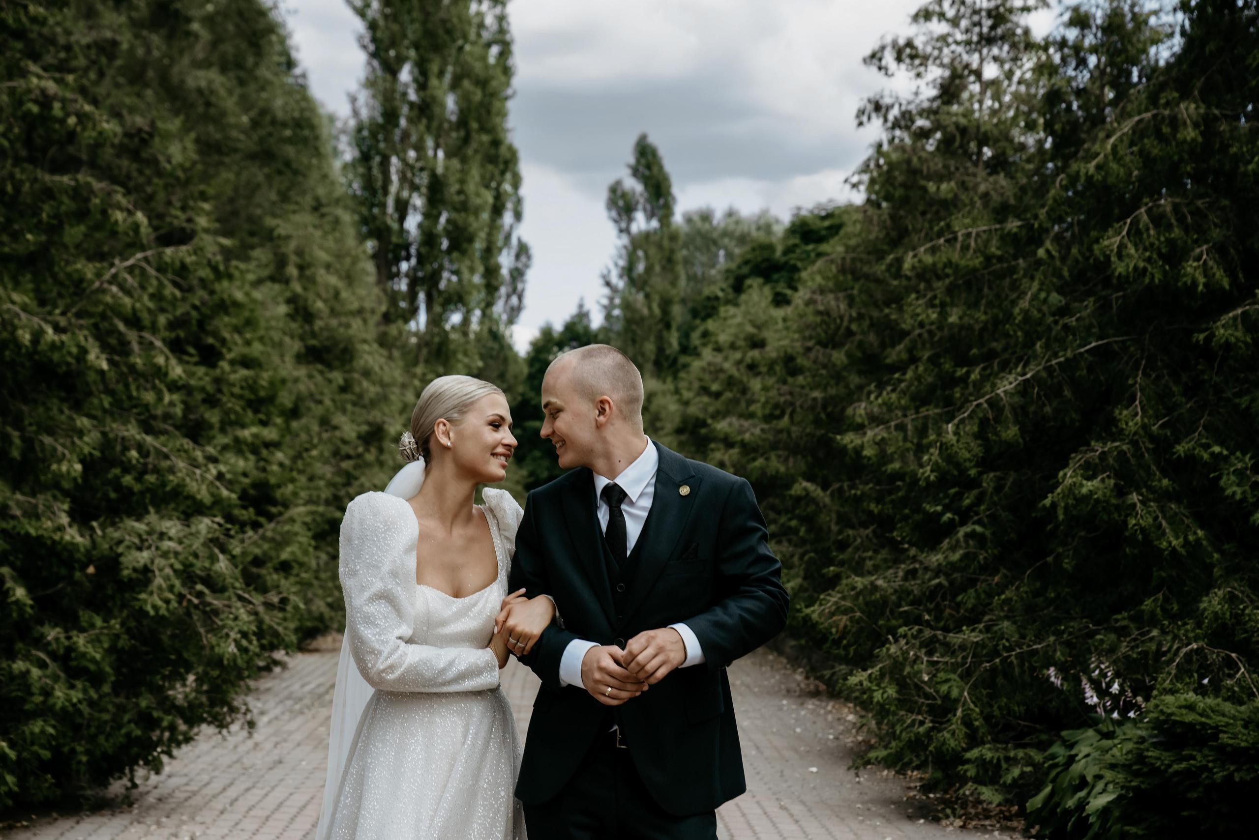 Свадебная фотосессия Раменское локация. Свадебный фотограф Москва — Юлия Фоменко — профессиональный фотограф