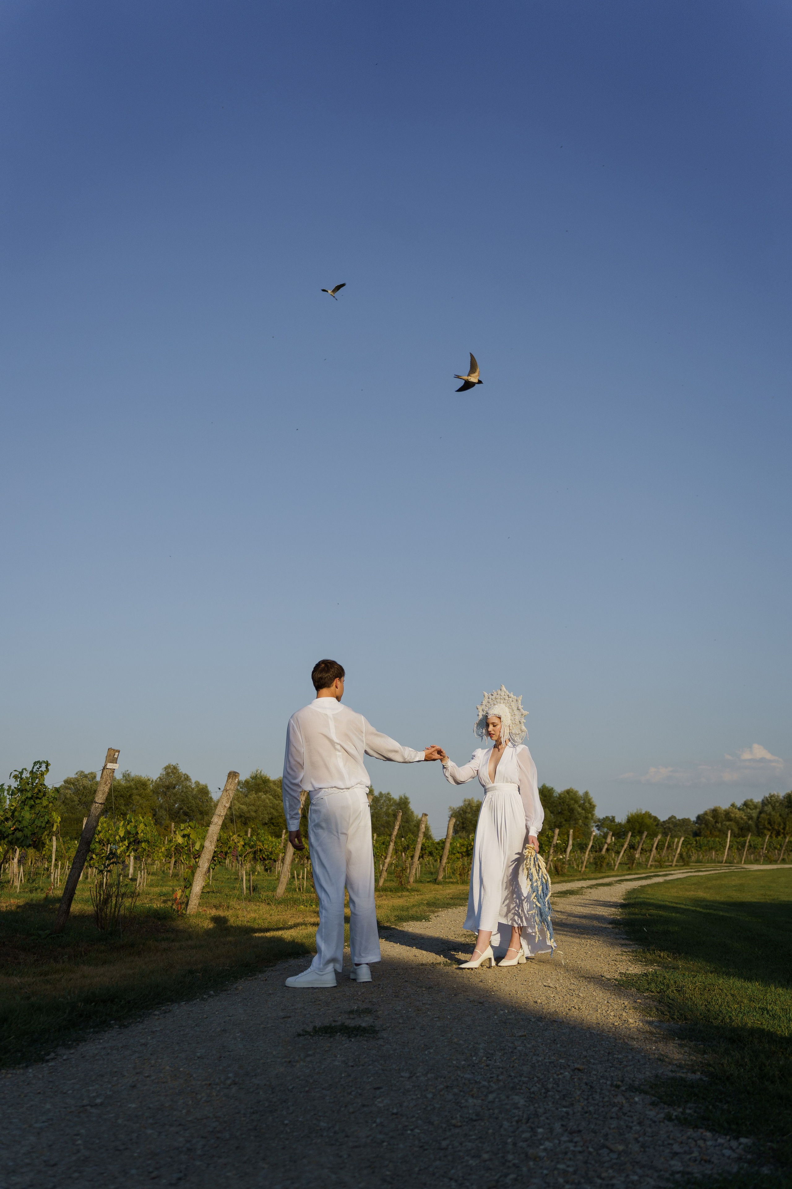Свадебная фотосъемка в русских традициях от ТВИНС СТУДИО. ТВИНС СТУДИО — лучшие свадебные фотографы и видеографы в Краснодаре