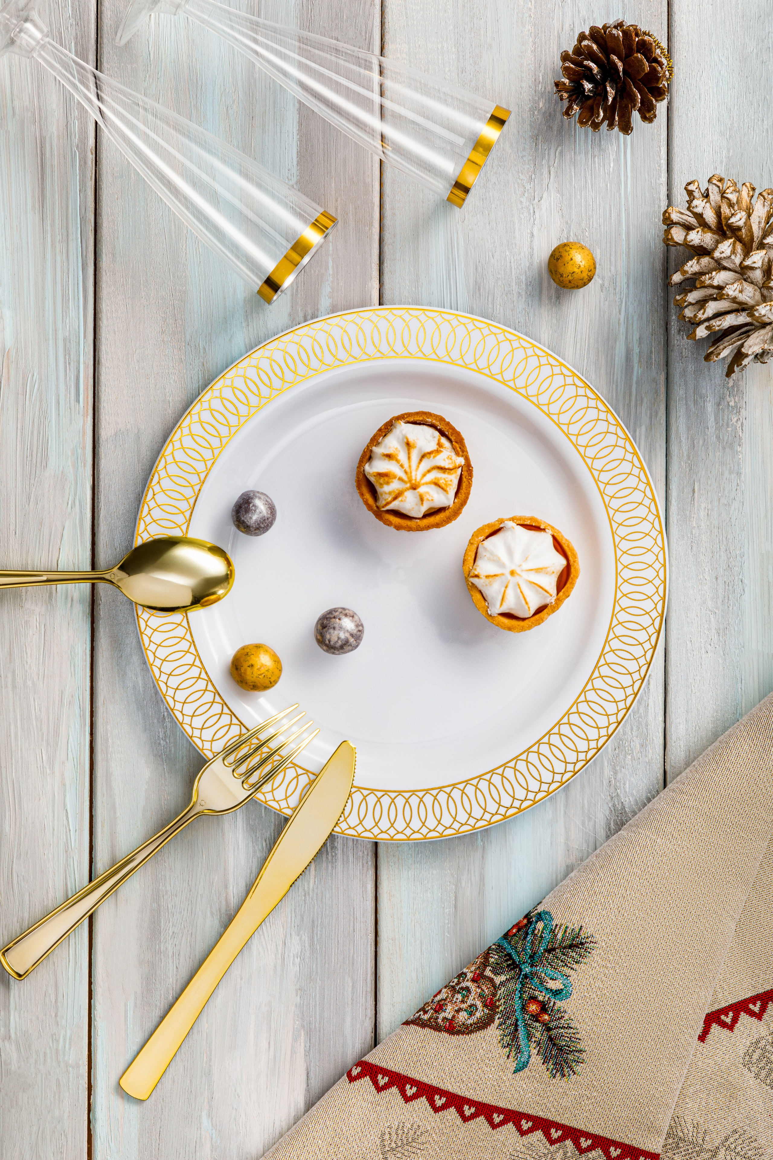 Пластиковая посуда. Сайт о предметной, имиджевой и портретной фотографии, фотограф Фил Киреев