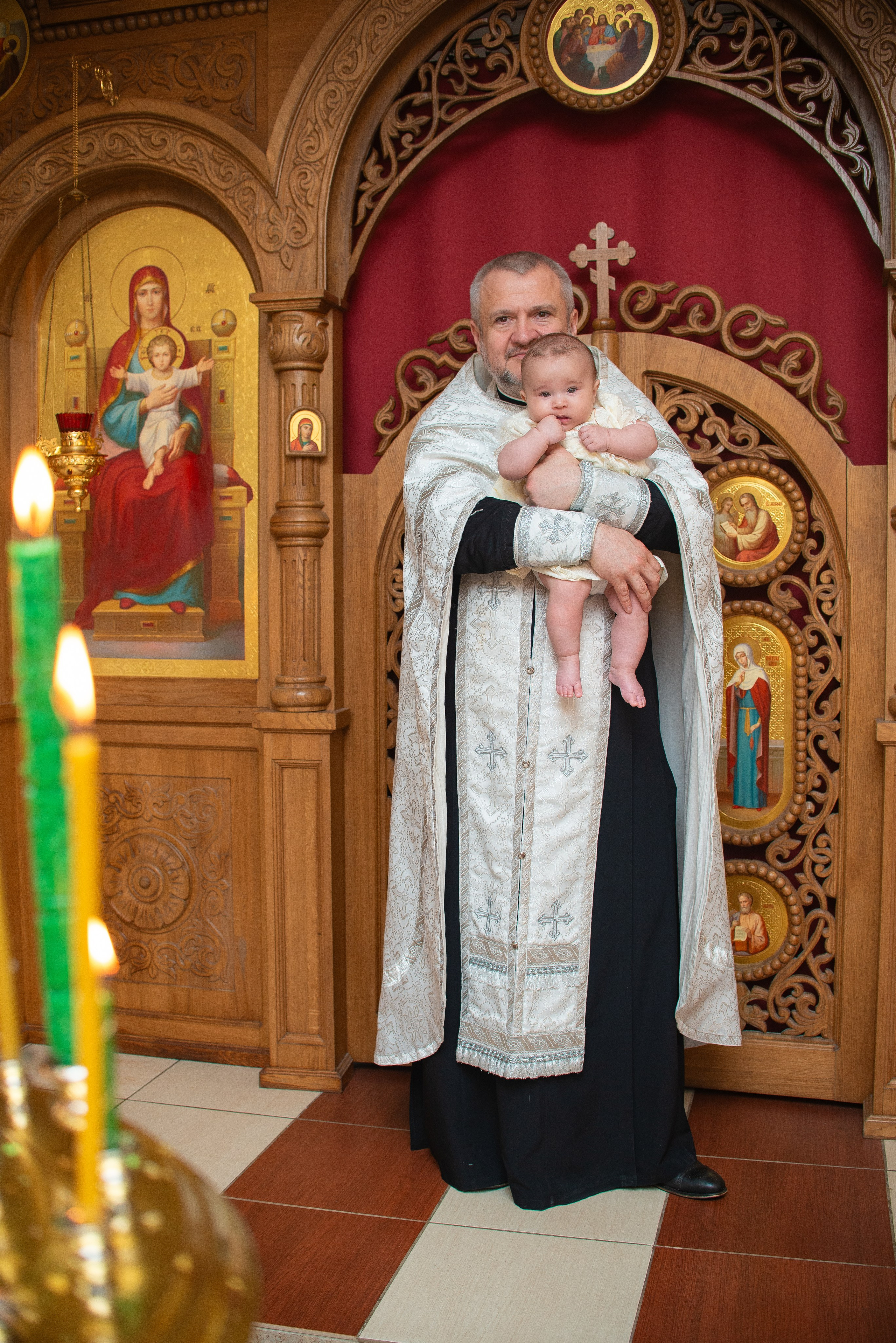 Крещение Машеньки в хр.Преображения Господня. Семейный фотограф на выписку из роддома и крещение Минск Настя Гришук
