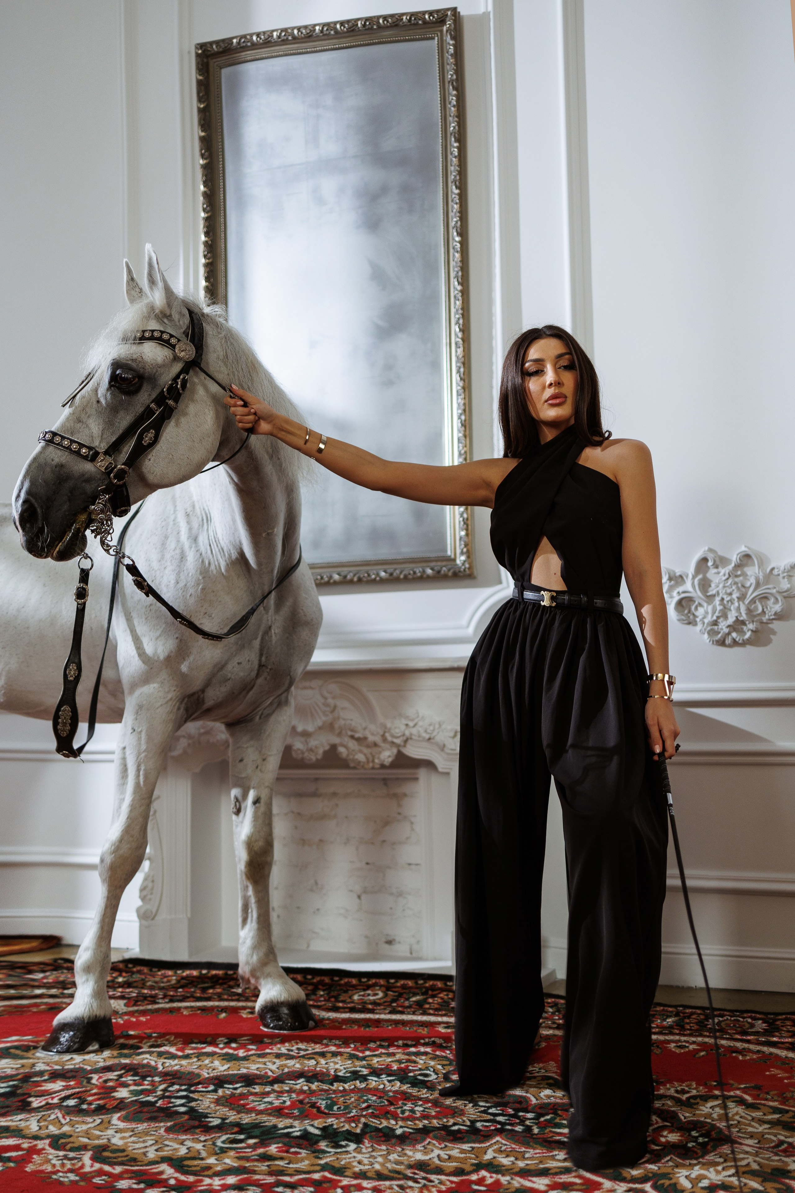 Лошадь в особняке. Марковкина КрисТина