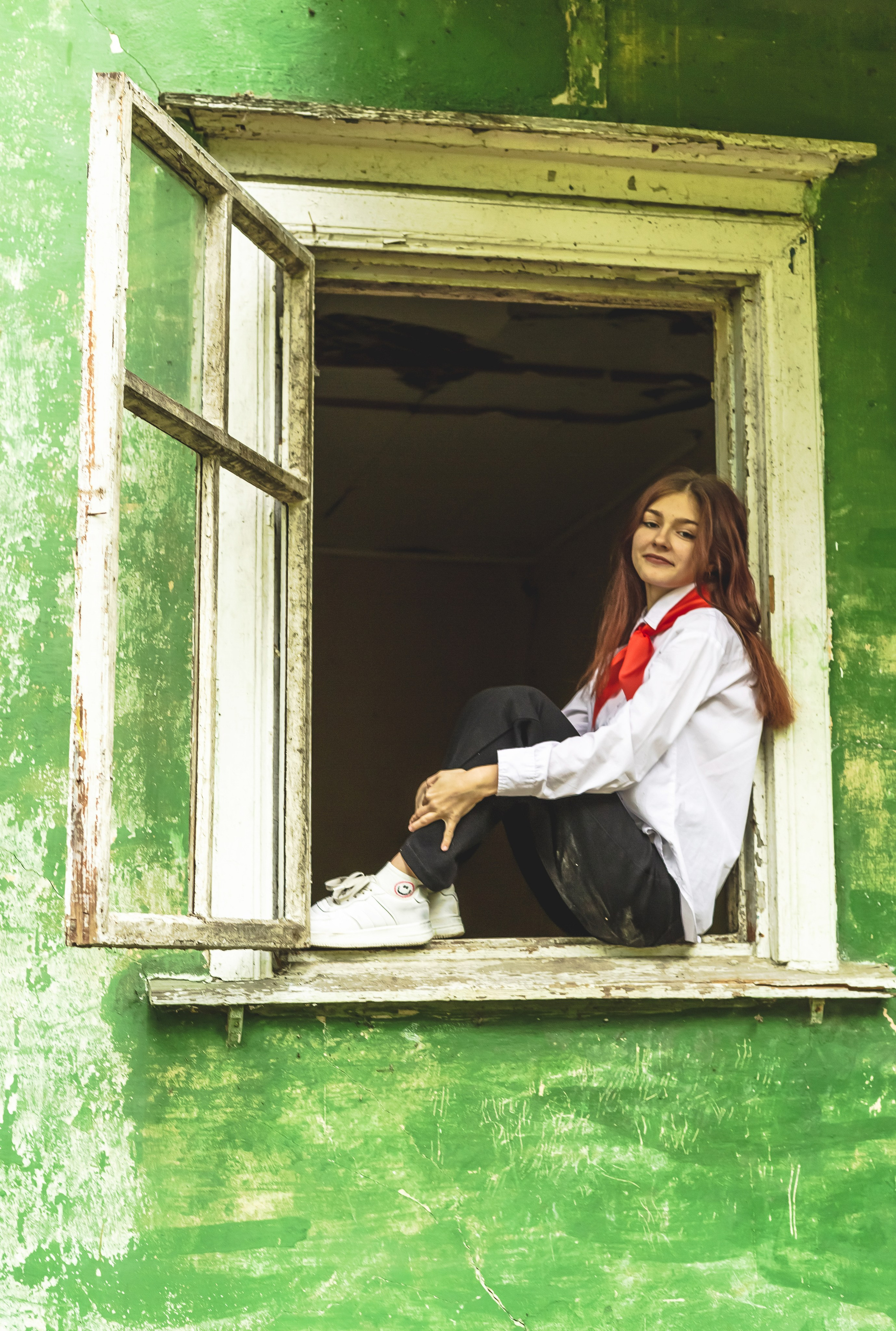 Пионеры заброшенная лесная школа, 9Б — школа 92. Выпускные альбомы Воронеж от Веры Соколовой