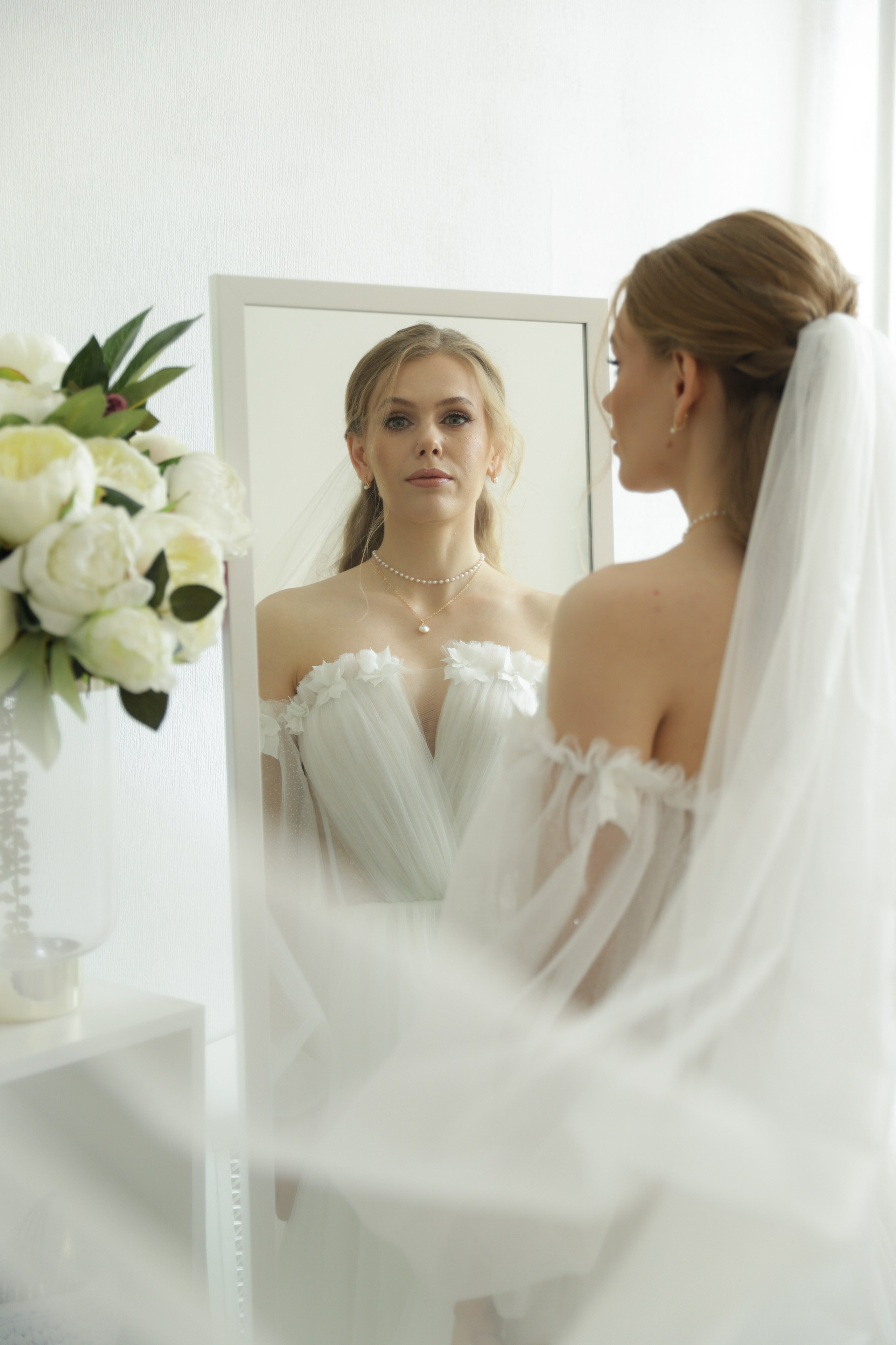 Сборы невесты Юлии. Портретный и репортажный фотограф в Казани