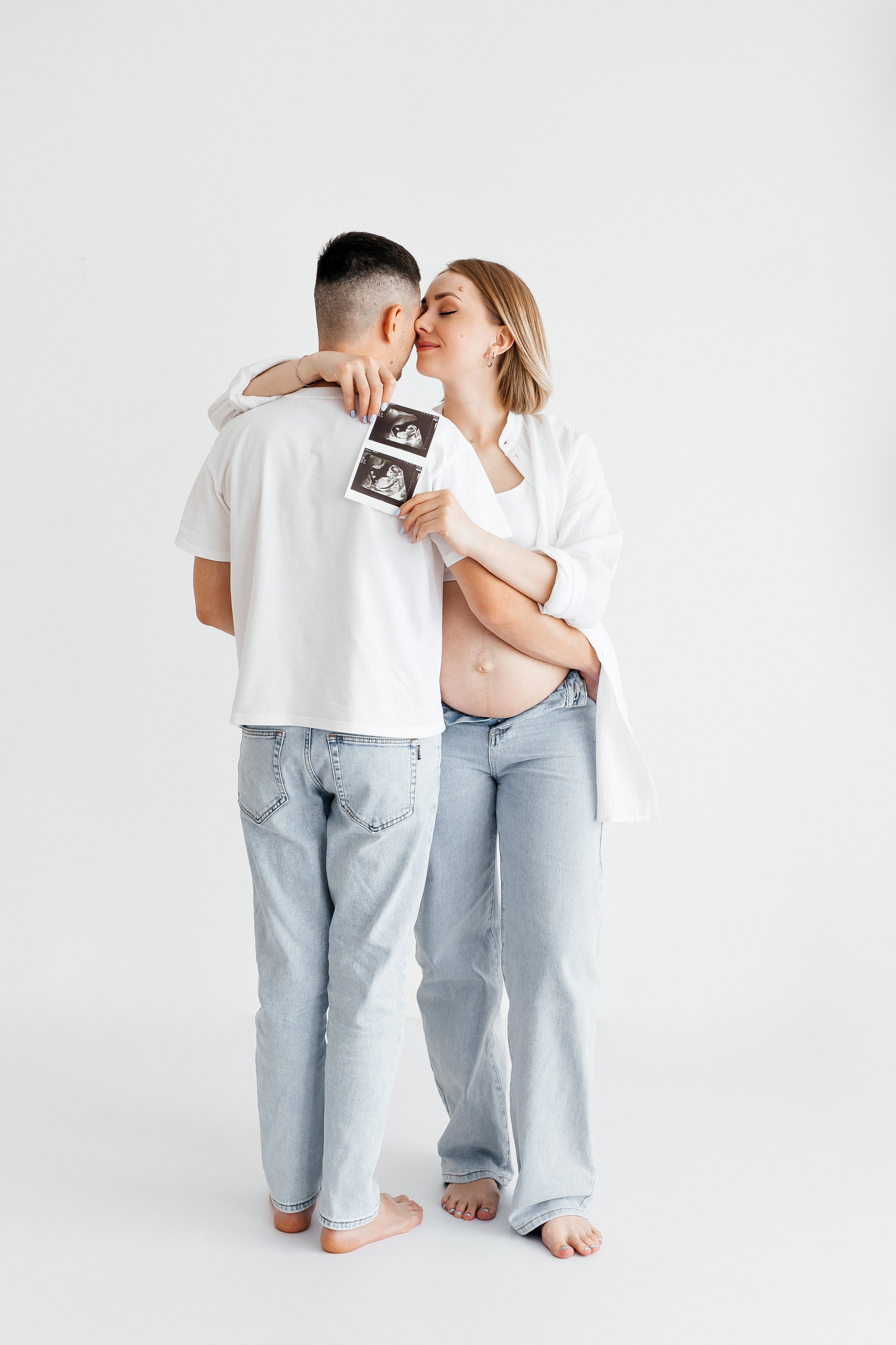 Беременность. Профессиональная детская и семейная фотостудия в Краснодаре