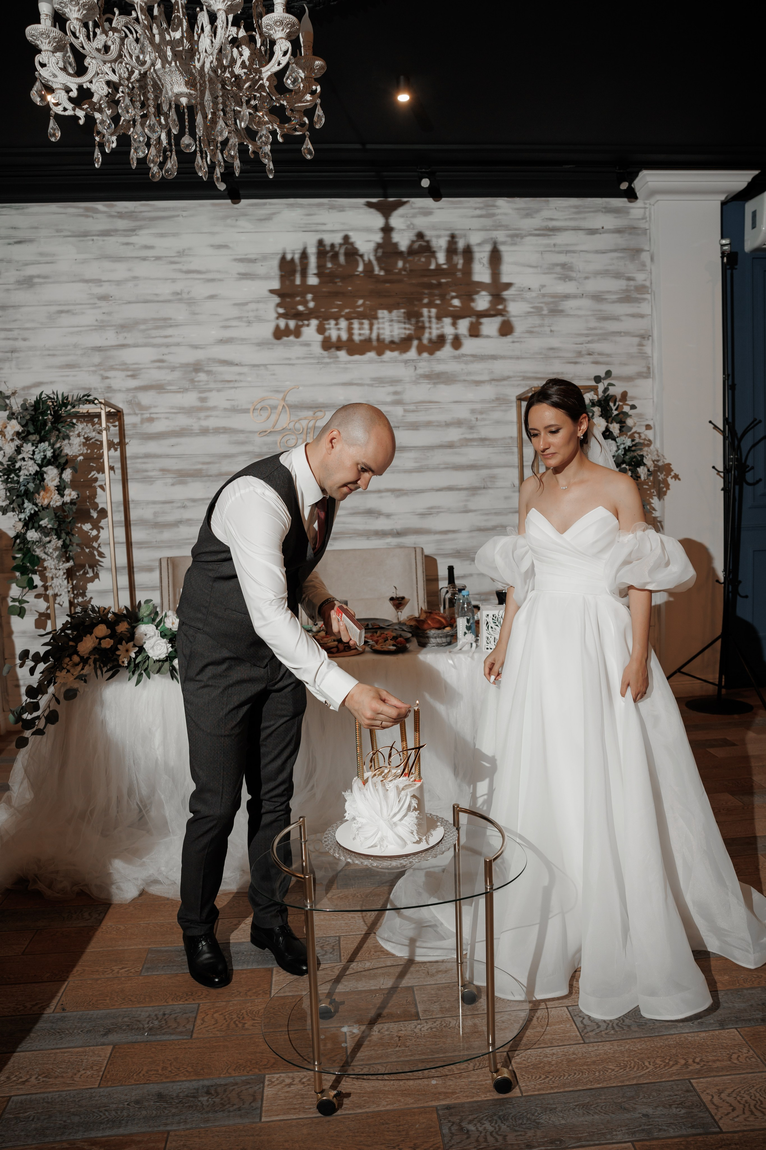 Полина и Дмитрий, загородный клуб «Барин», ЗАГС в г. Пушкино. Свадебный и репортажный фотограф (Москва, Королев и другие)