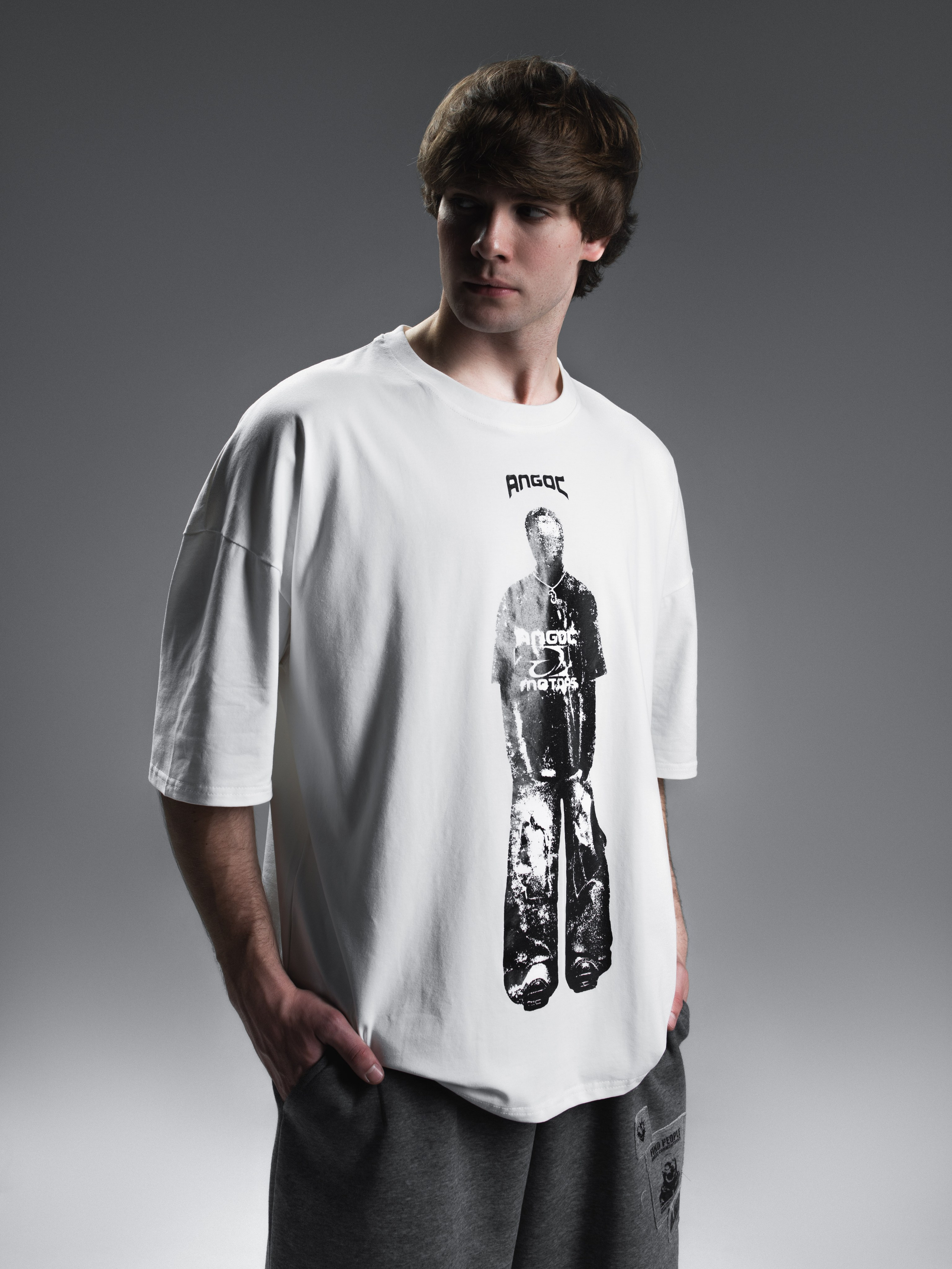 КАТАЛОГ | серый фон. RUNA production — стильные съемки для брендов