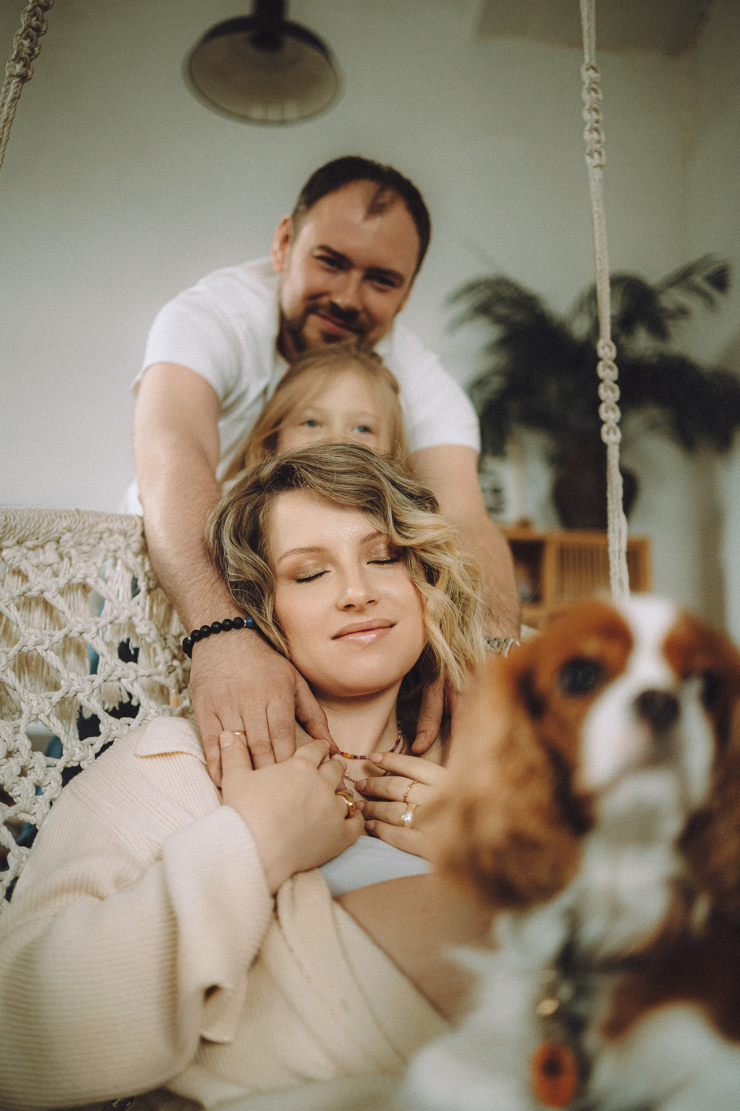 Валя, Вася, Аня и Ириска