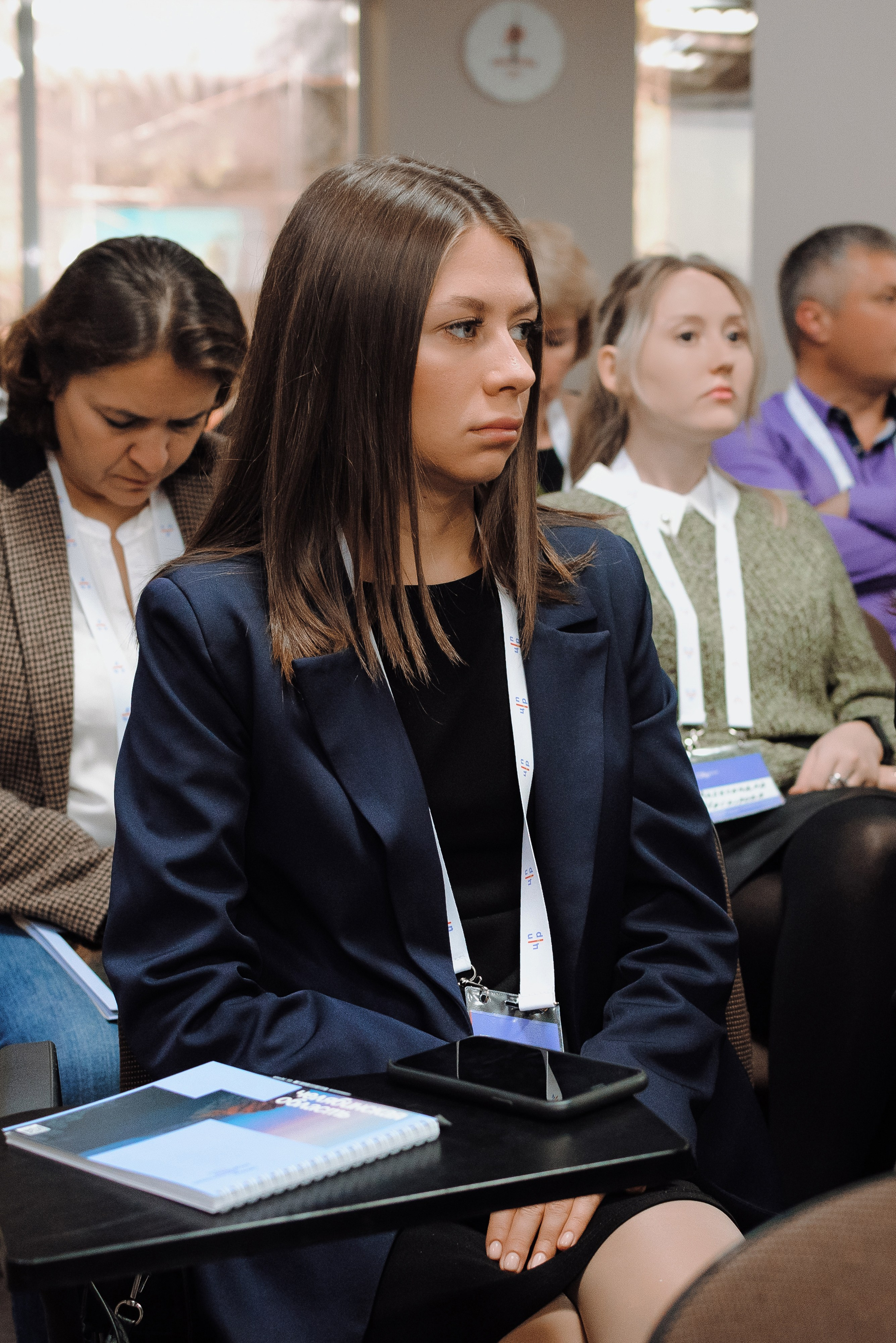 ОБЛАСТНАЯ КОНФЕРЕНЦИЯ «РАЗВИТИЕ ТУРИЗМА В ЧЕЛЯБИНСКОЙ ОБЛАСТИ». Репортажный фотограф Зуев Роман г. Челябинск