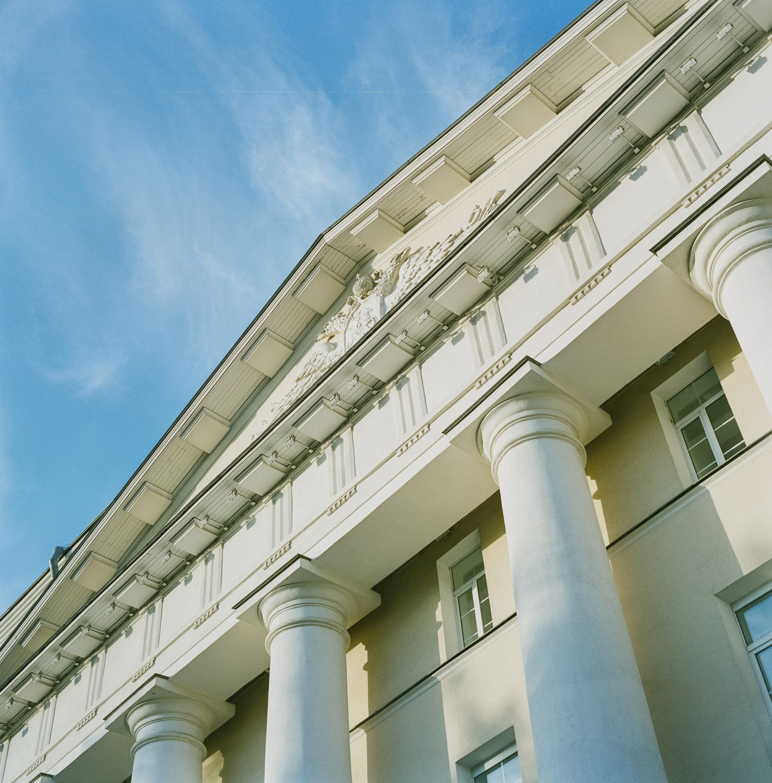 Super Fujica-6 | Fujicolor Pro 400H | Покровка, Лубянка и окрестности 6 мая 2025 года