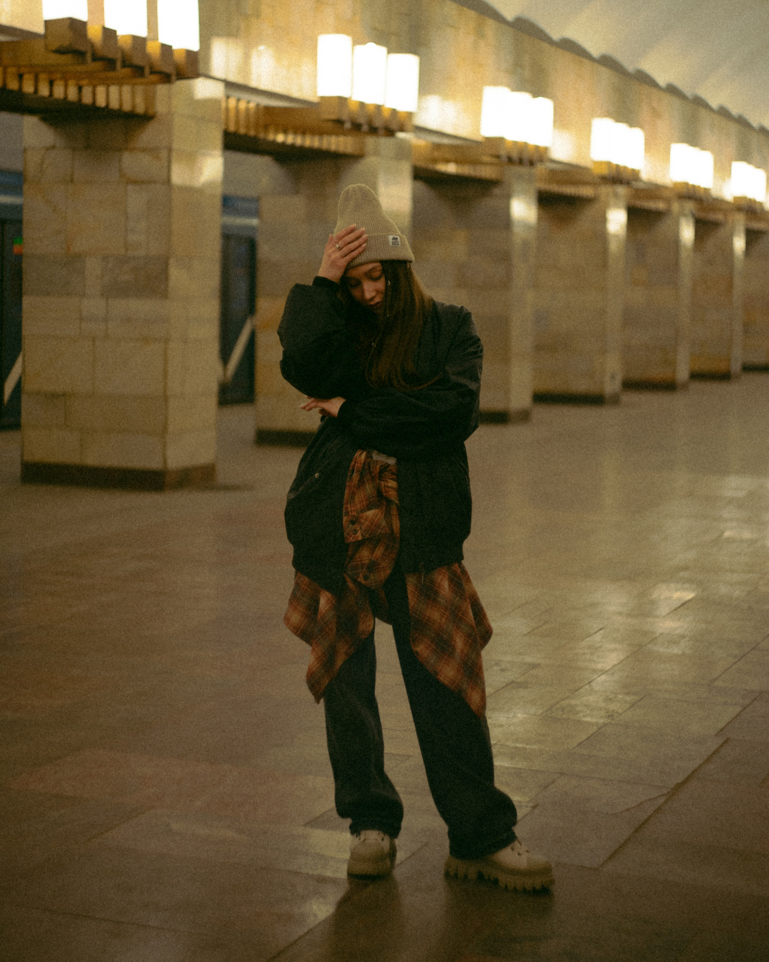 Grunge photoshoot at metro station Grazhdanskiy prospekt. Katya Che | Photographer | Beograd