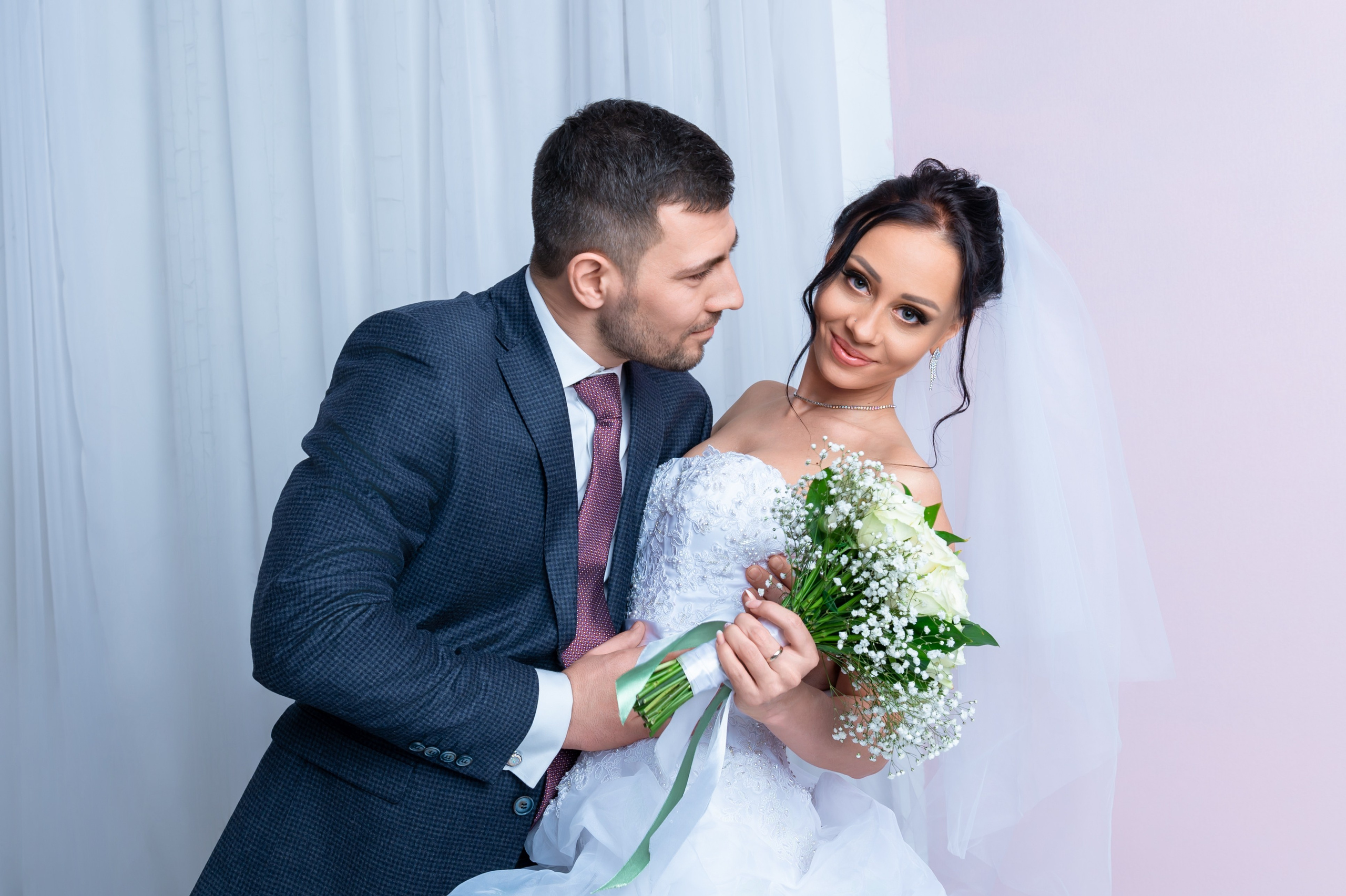 Свадебная фотосессия в студии когда на улице не в кайф, фото Павел Коротков