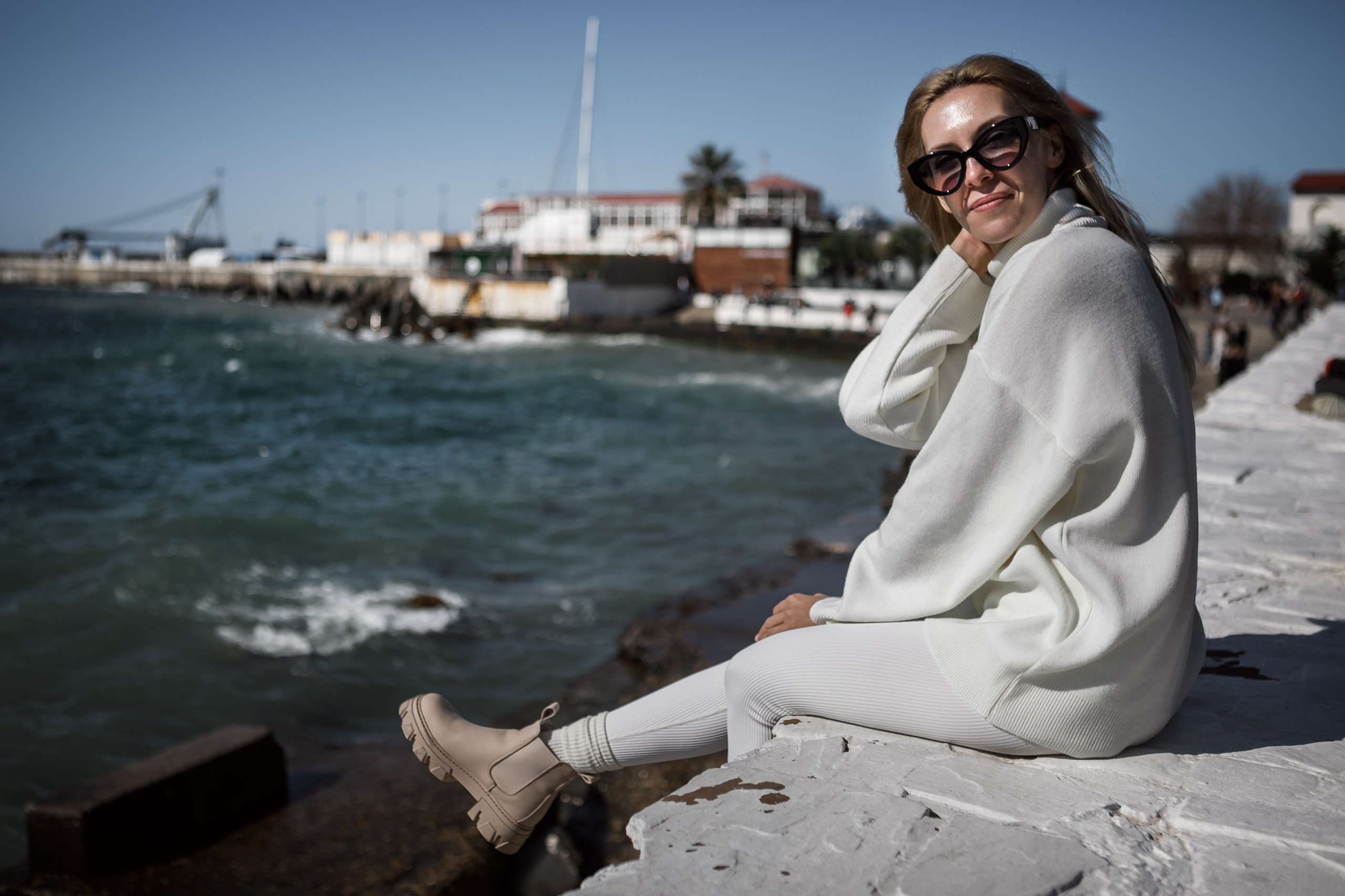 Фотосессия у моря. Фотограф Губкинского