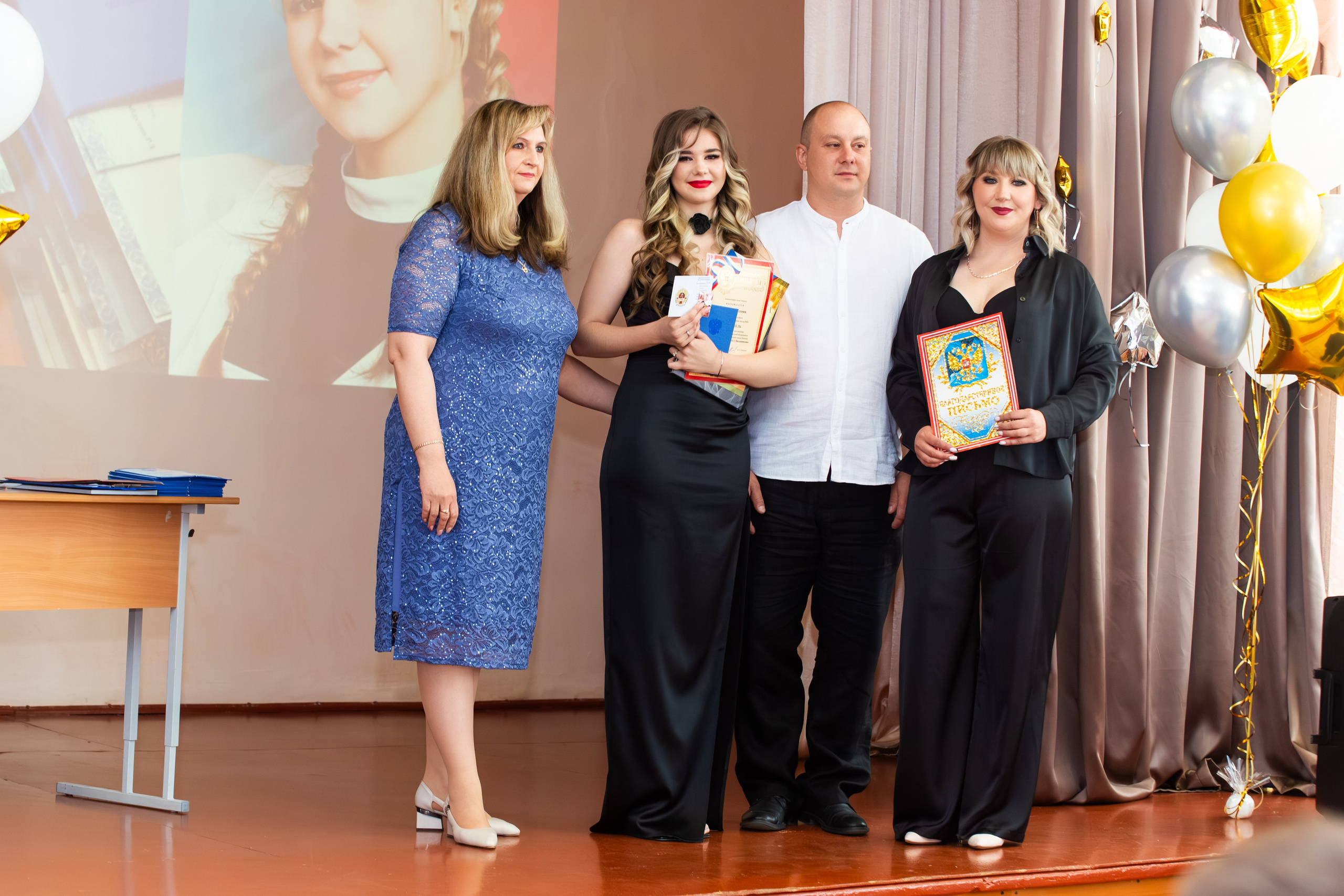 ВРУЧЕНИЕ ДИПЛОМОВ 2025. ТВОЙ АЛЬБОМ / ТВОИ ПРАВИЛА