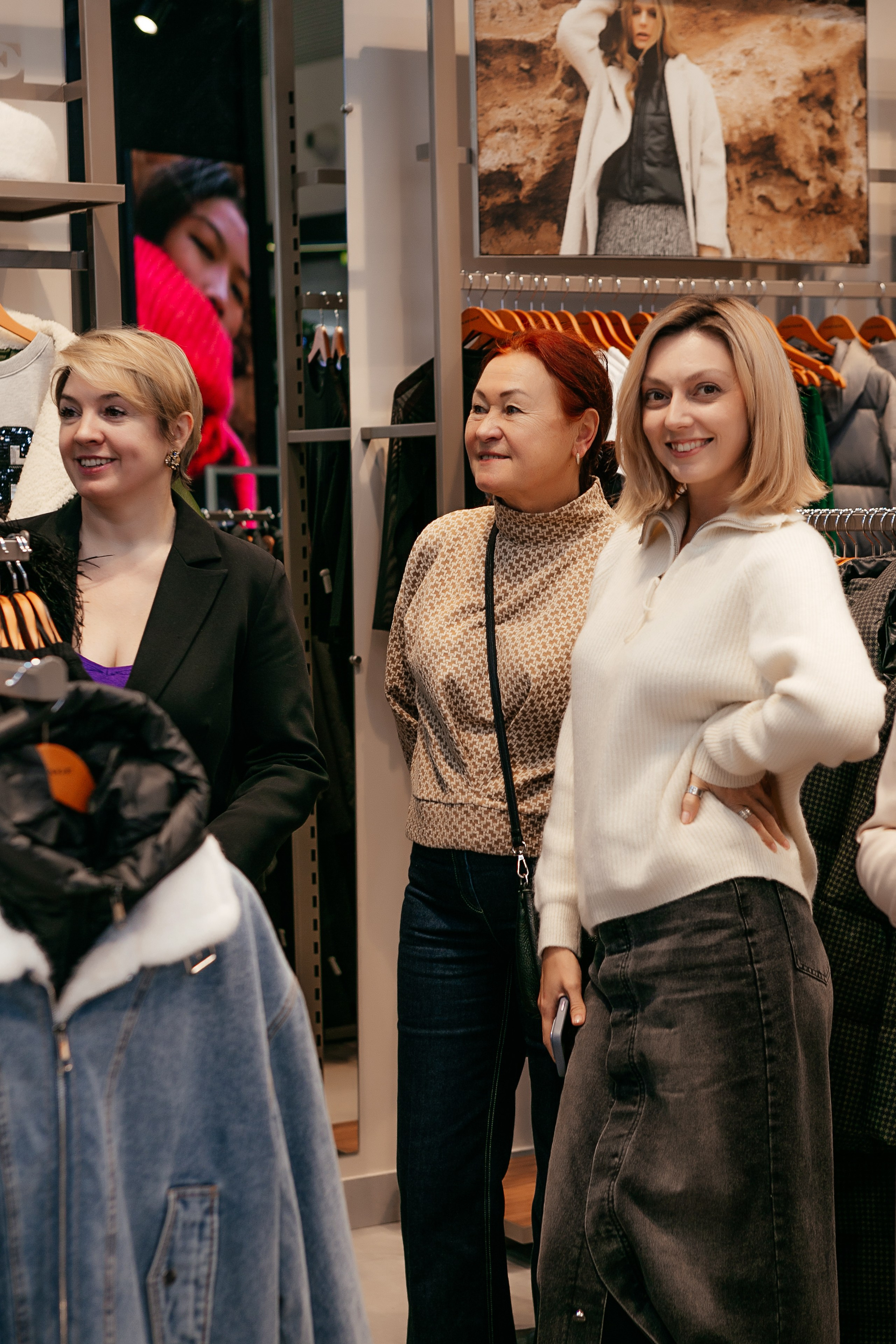 Открытие магазина SAVAGE. Контент фотограф, съемка для маркетплейсов, фуд съемка и репортажи в Новосибирске Ралия Галеева