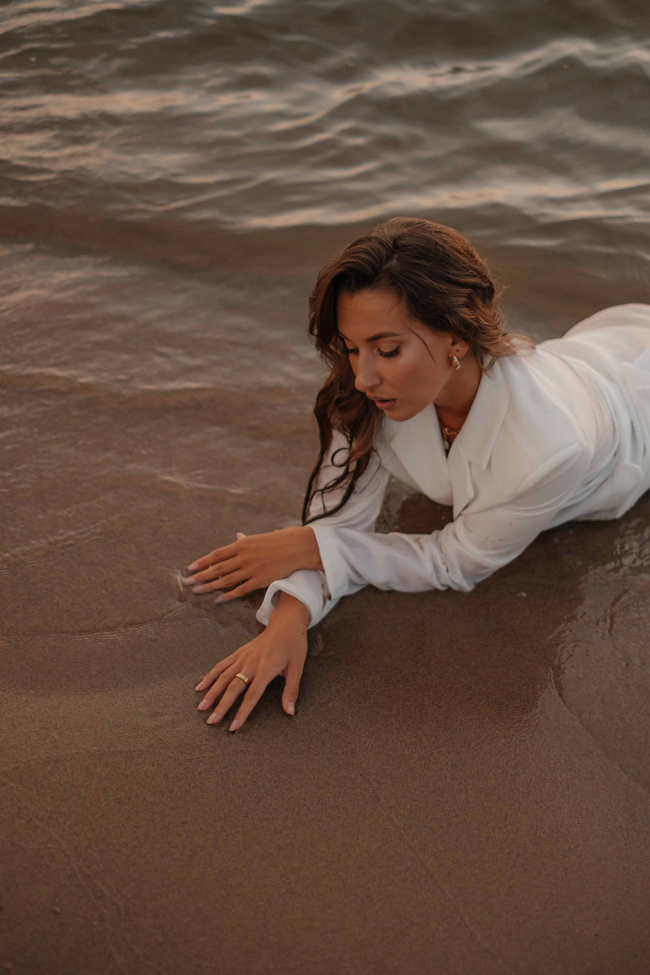 Рита на берегу. Фотограф в Новосибирске Диана Ильиных