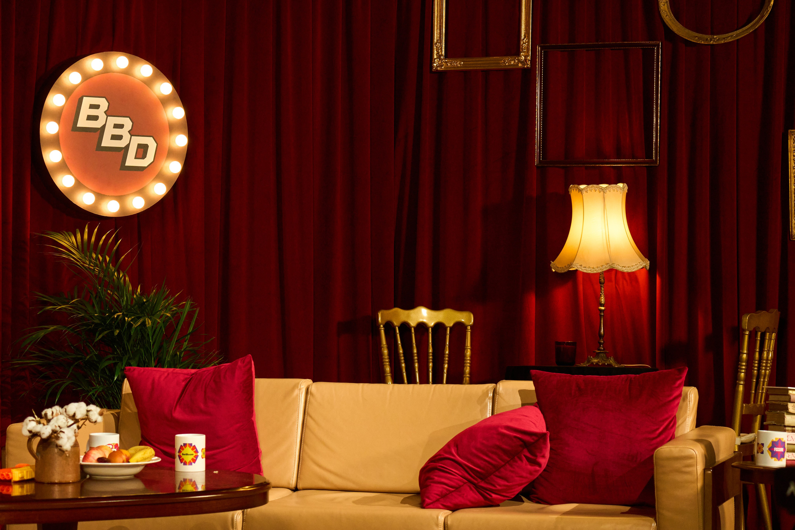 BetBoomDacha. See the moment and catche. commercial and reportage