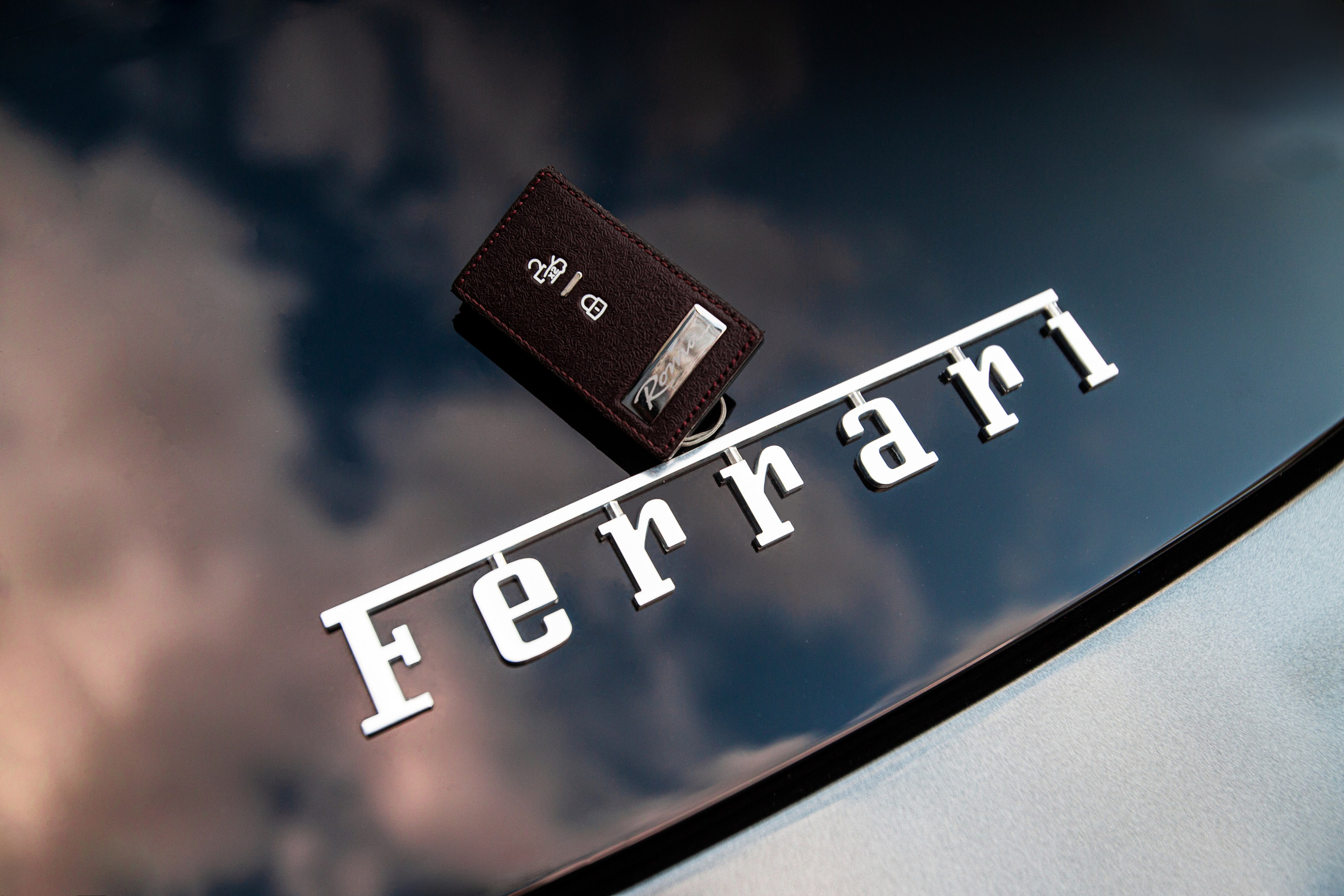 Ferrari Roma. Автомобильный фотограф в Москве Андрей Емельянов