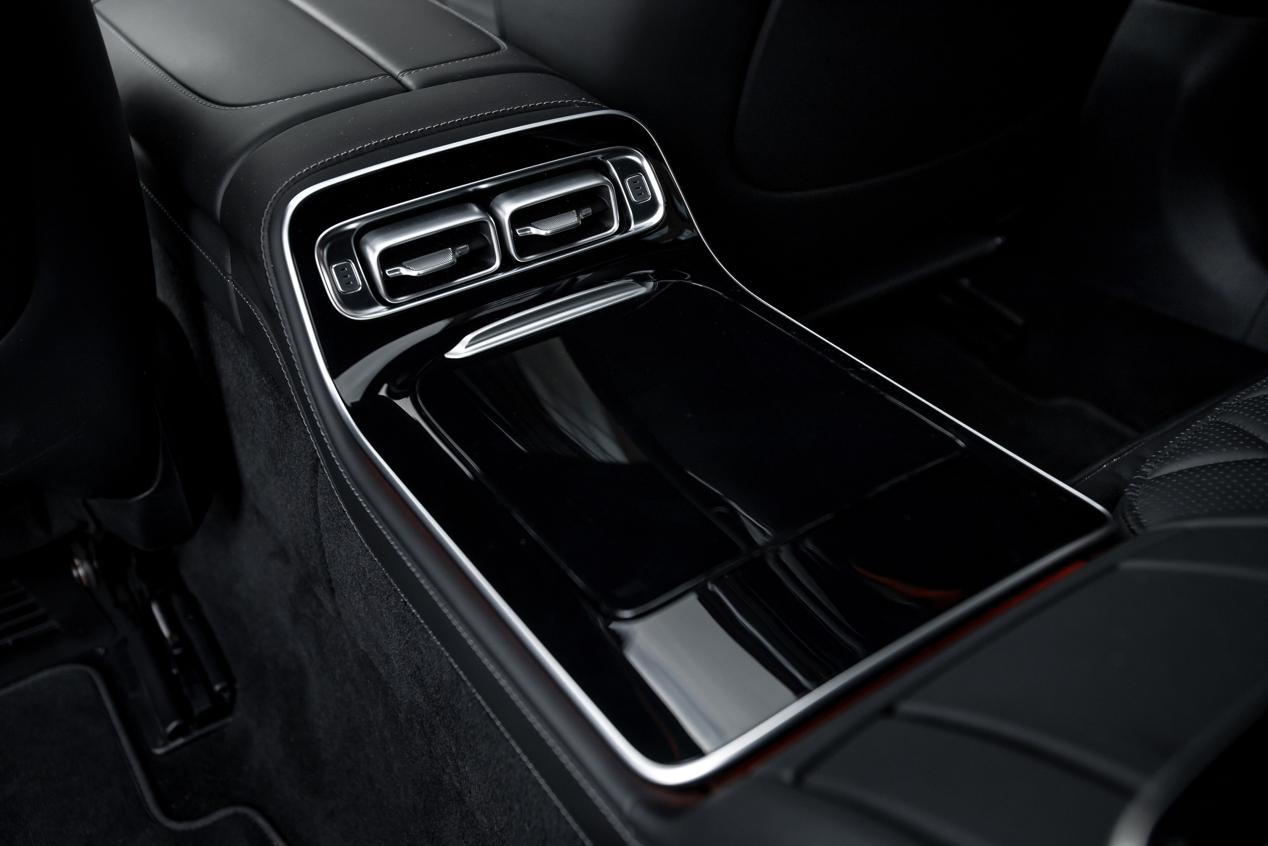 W223. Автомобильный фотограф в Москве Андрей Емельянов