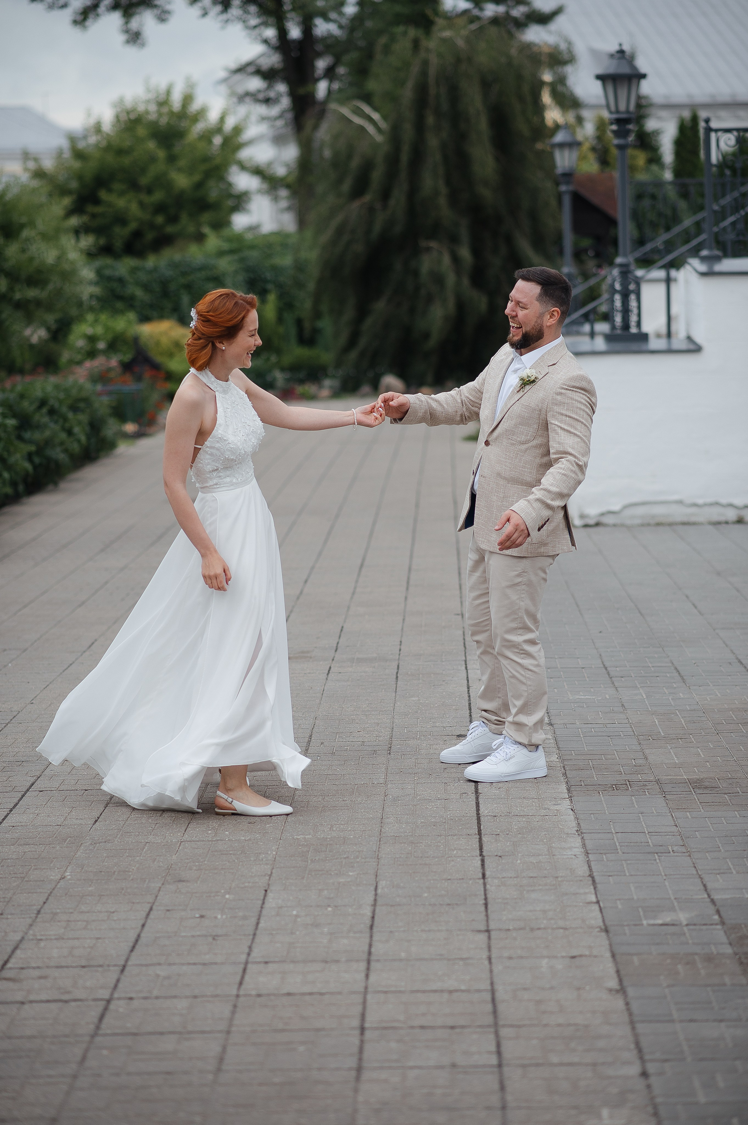 Свадебная фотосессия по историческому центру города Ярославль. Свадебный фотограф в Ярославле Денис Медоваров