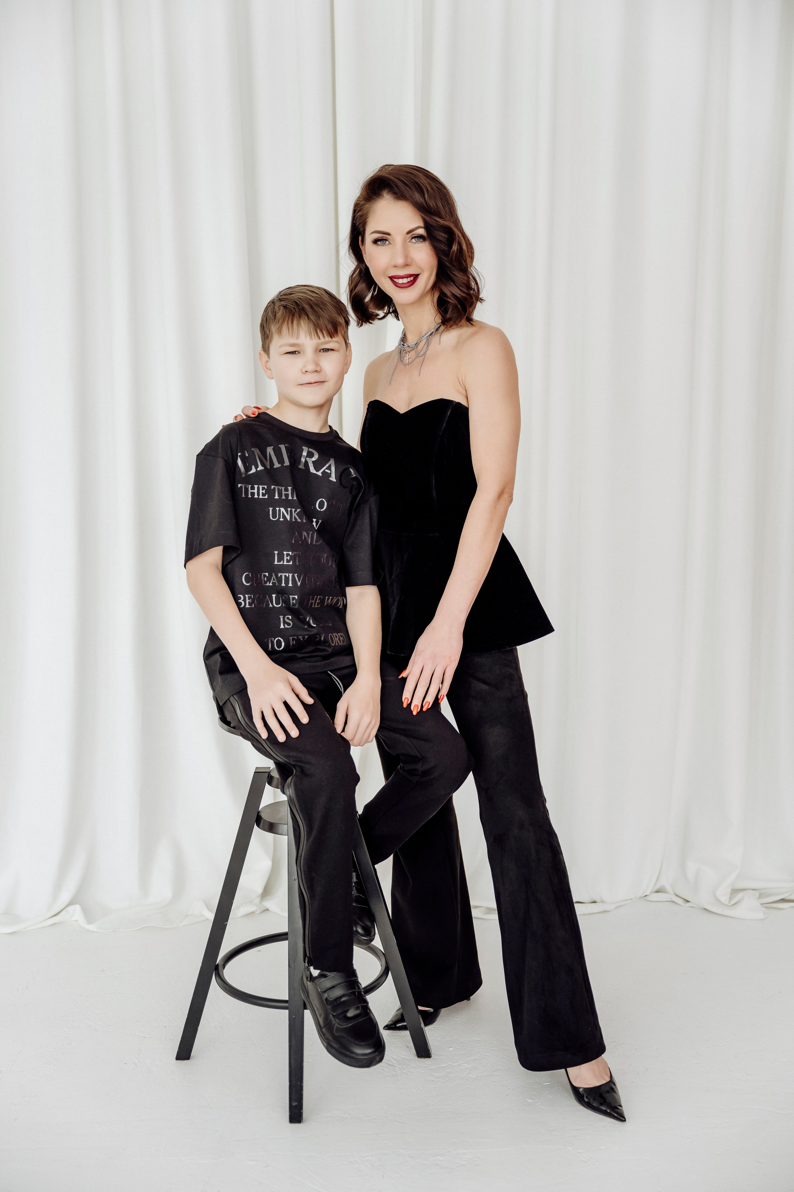 Семейная фотосессия с детьми разного возраста. Свадебный и семейный фотограф Любовь Исланова