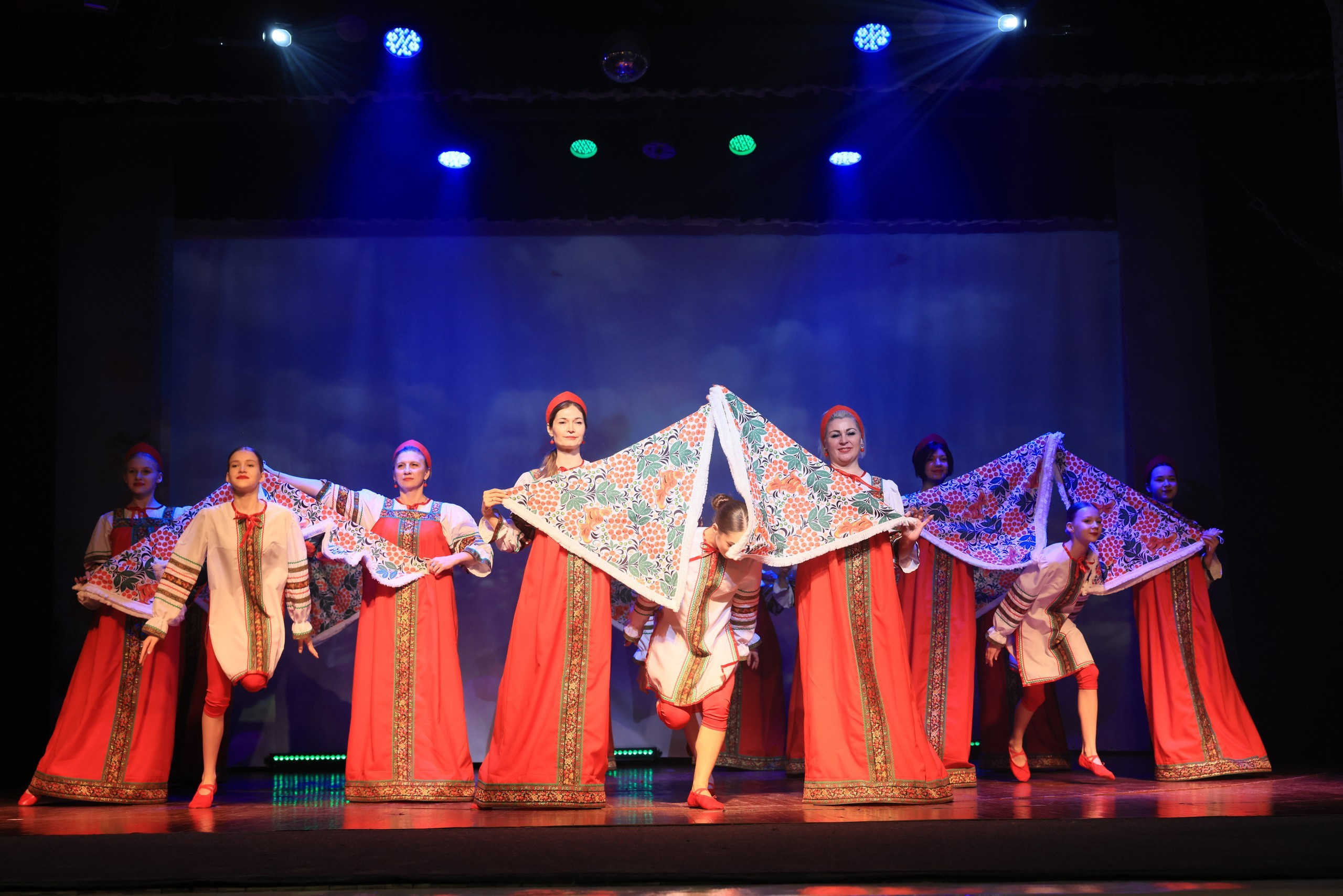 Концерт к 8 Марта в ДК «Металлург» г. Тула. Фотограф в Туле Крупский АнДРей. Фотостудия «КАДР71» в Туле