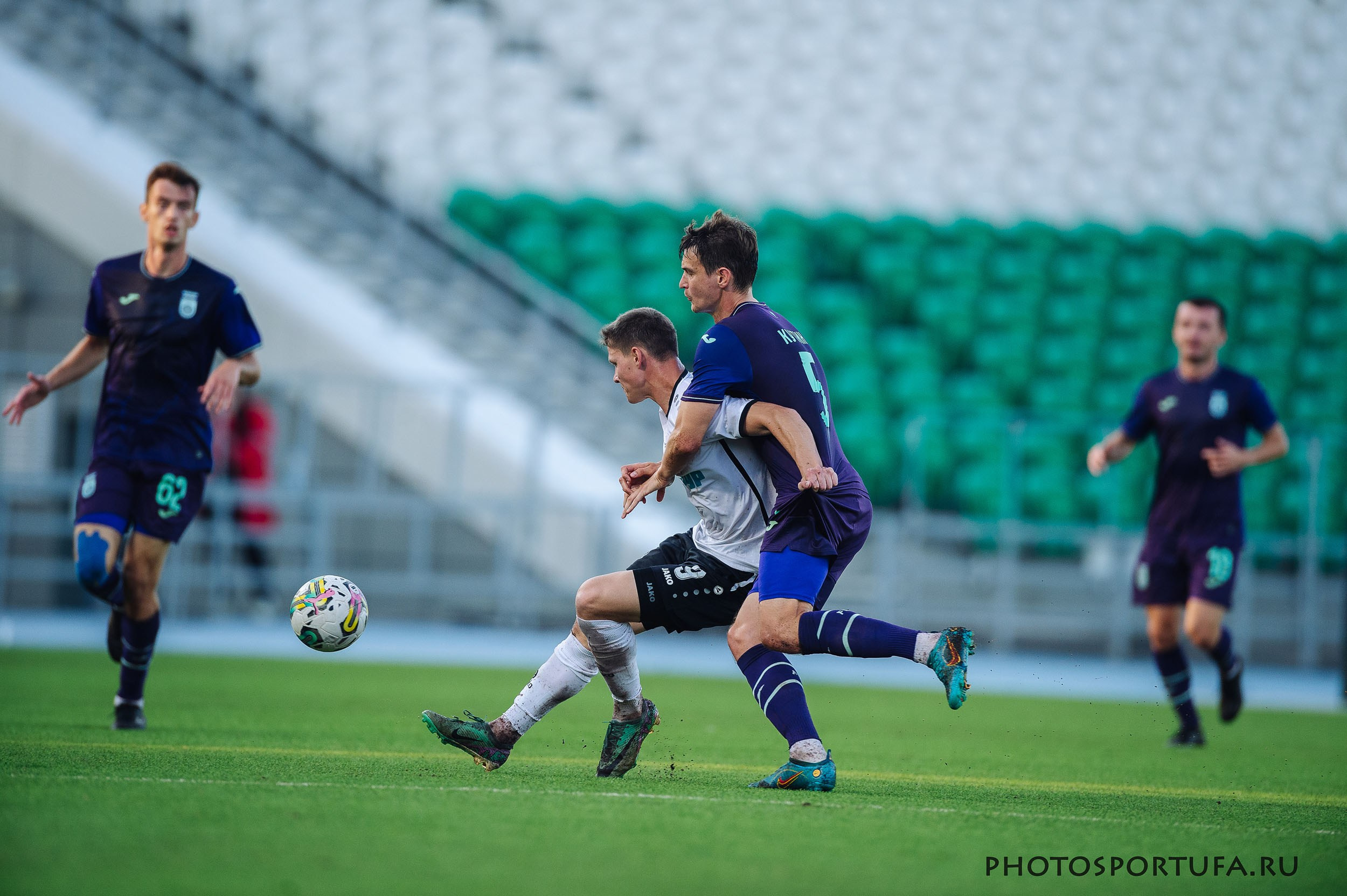 Россия — МЕЛБЕТ — Первая Лига. 4 -й тур «ФК УФА» — ФК «Тюмень». Спортивный фотограф в Уфе Евгений Буров