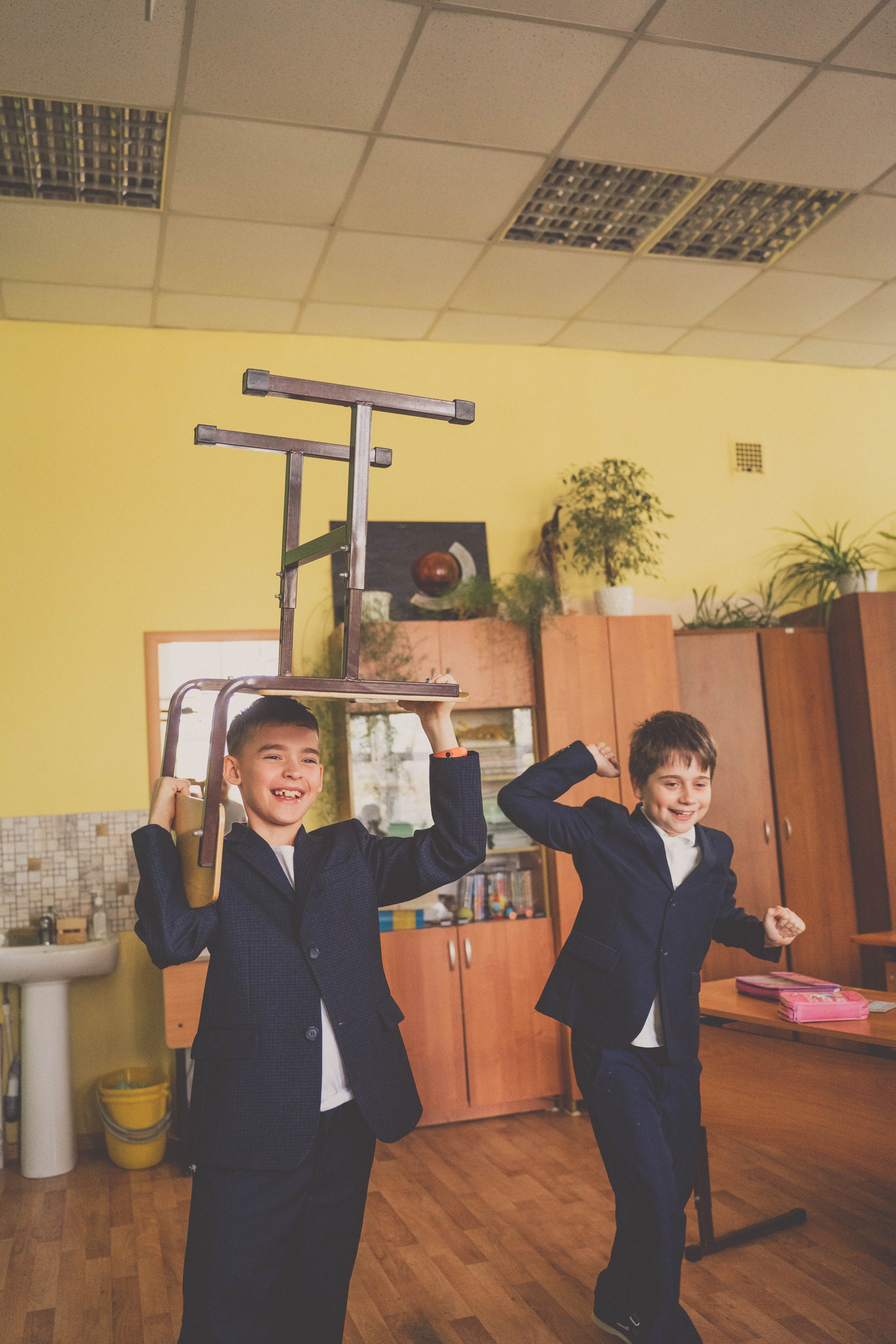 Классбук Гимназия 32 Иваново. Ирина Коновалова школьный фотограф. Выпускные альбомы Ярославль