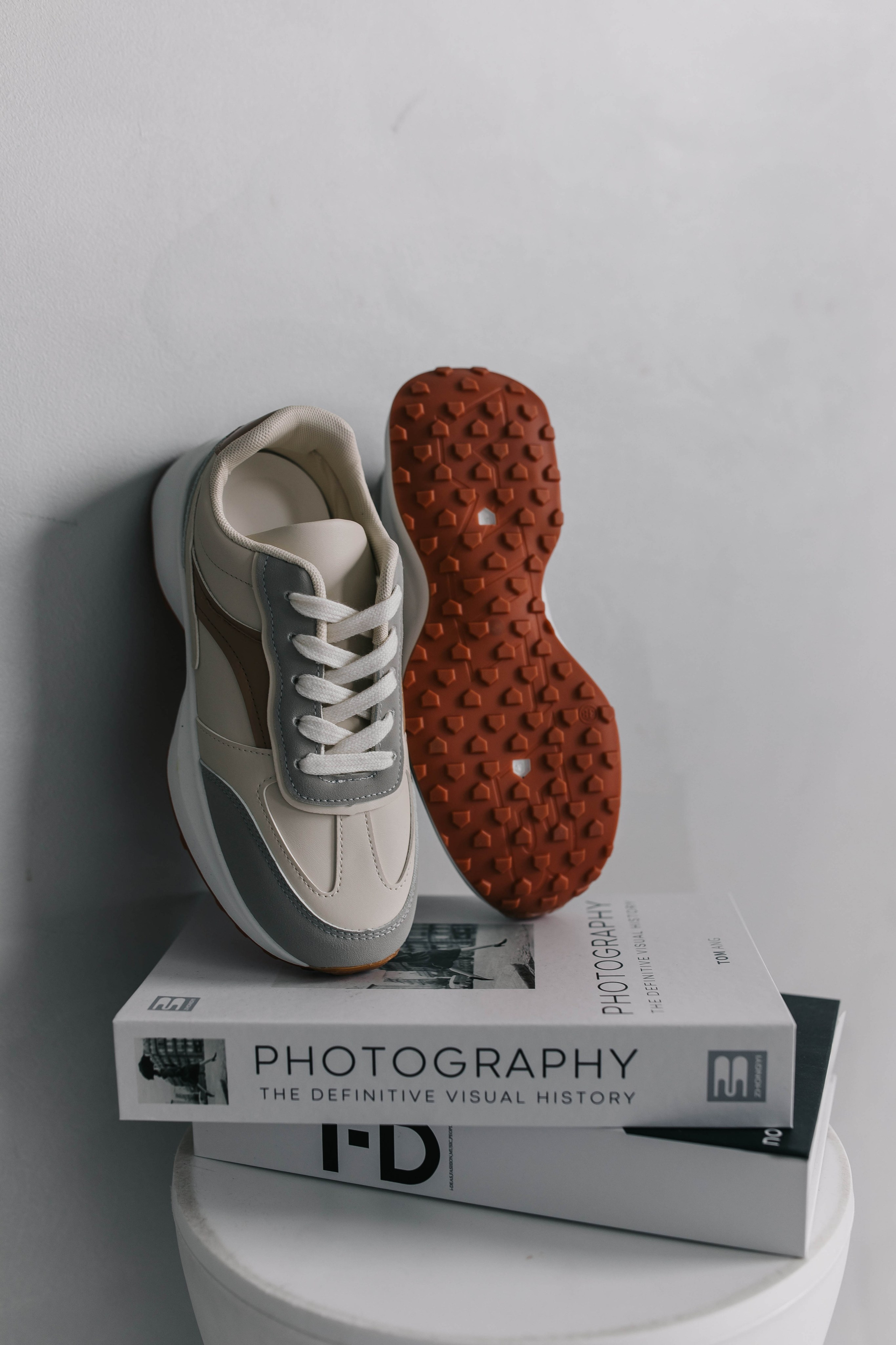 Кроссовки как в Pinterest. Профессиональный фотограф