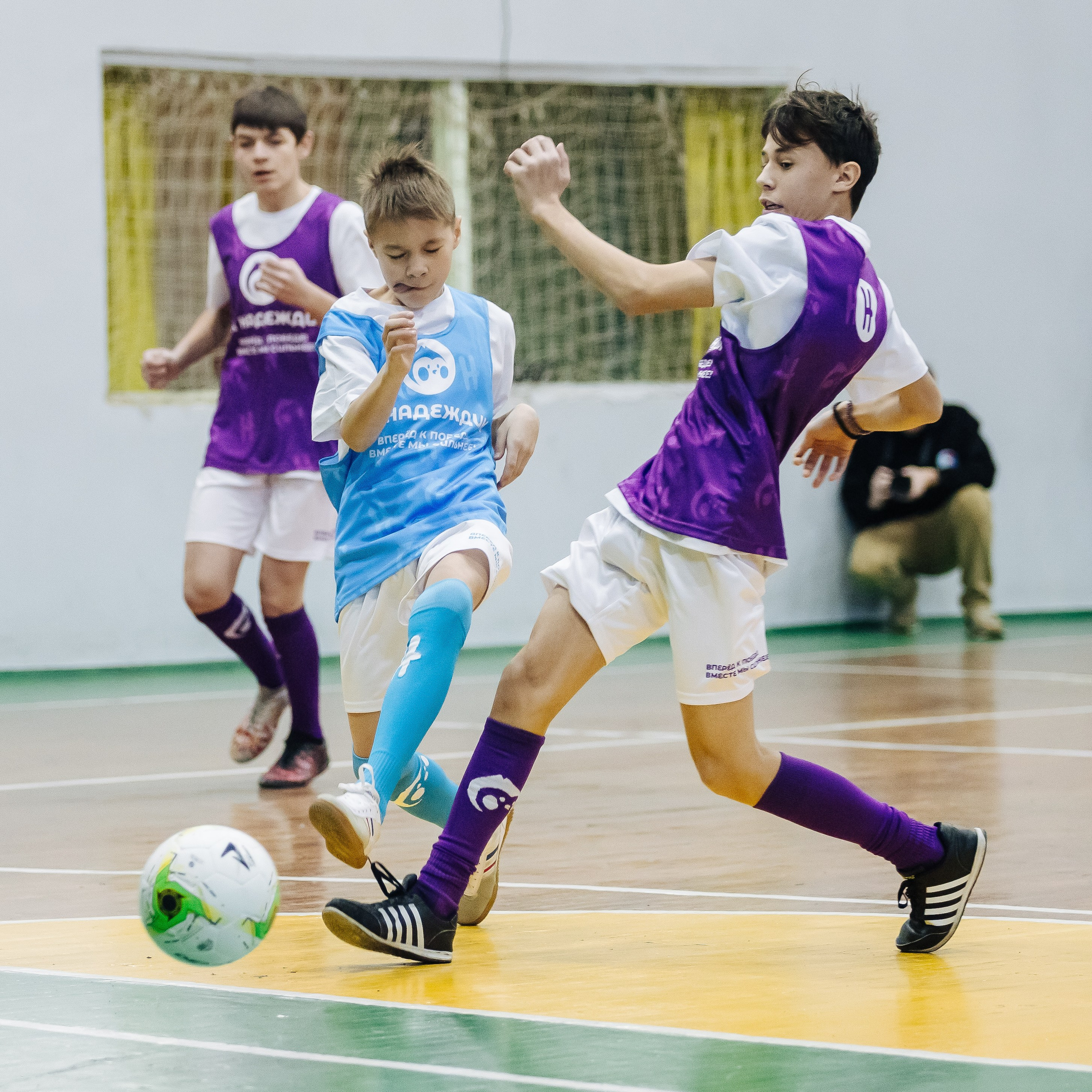 Турнир по футболу среди команд школ-интернатов Магнитогорска «Надеждик CUP» // 08.12.2024. Денис Прохоров Фотограф в г. Магнитогорск