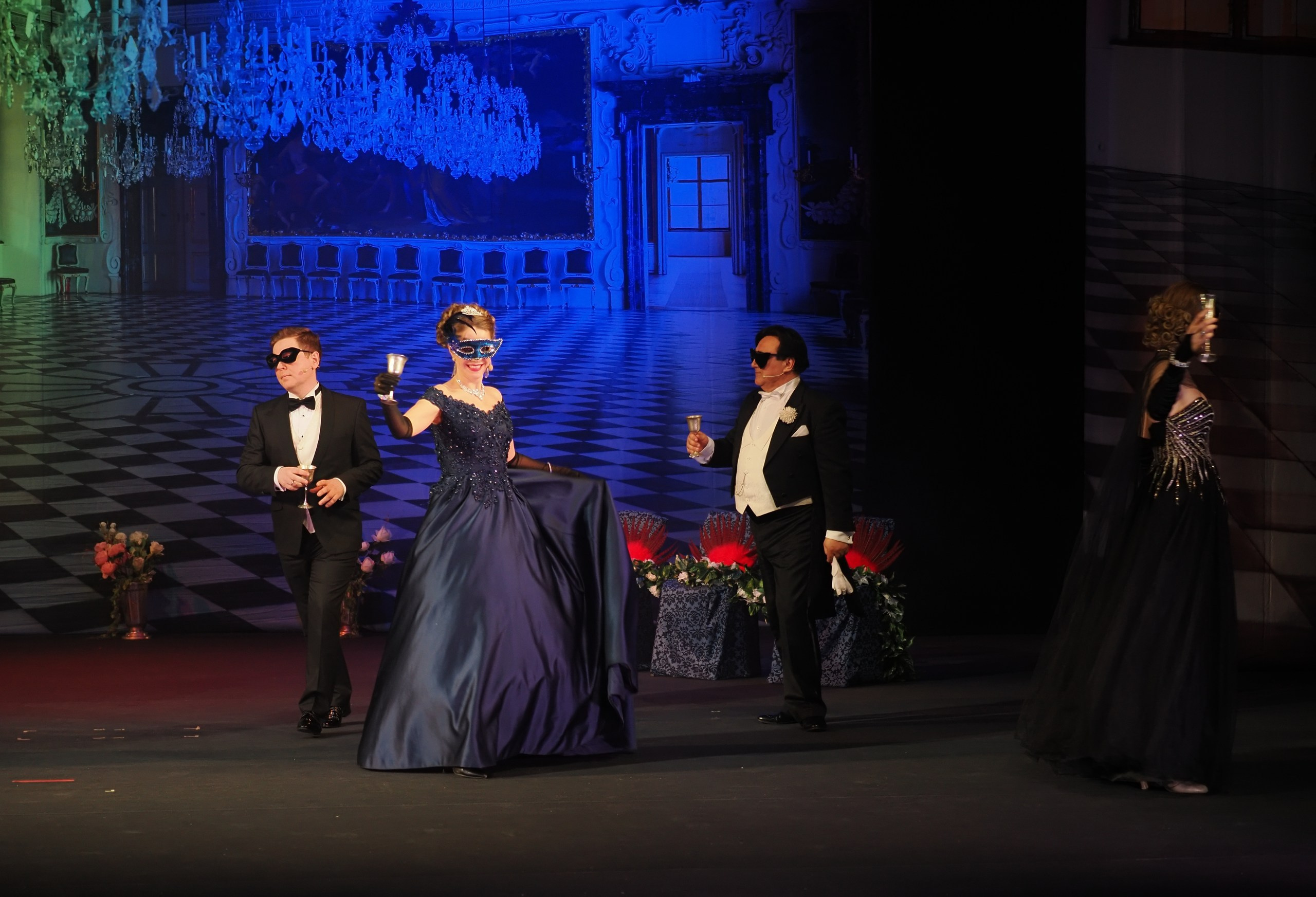 «БУФФ-ПАРАДИЗ» Летучая мышь (в Нск). Портретный и спортивный фотограф в Новосибирске и Твери Кононов Алексей