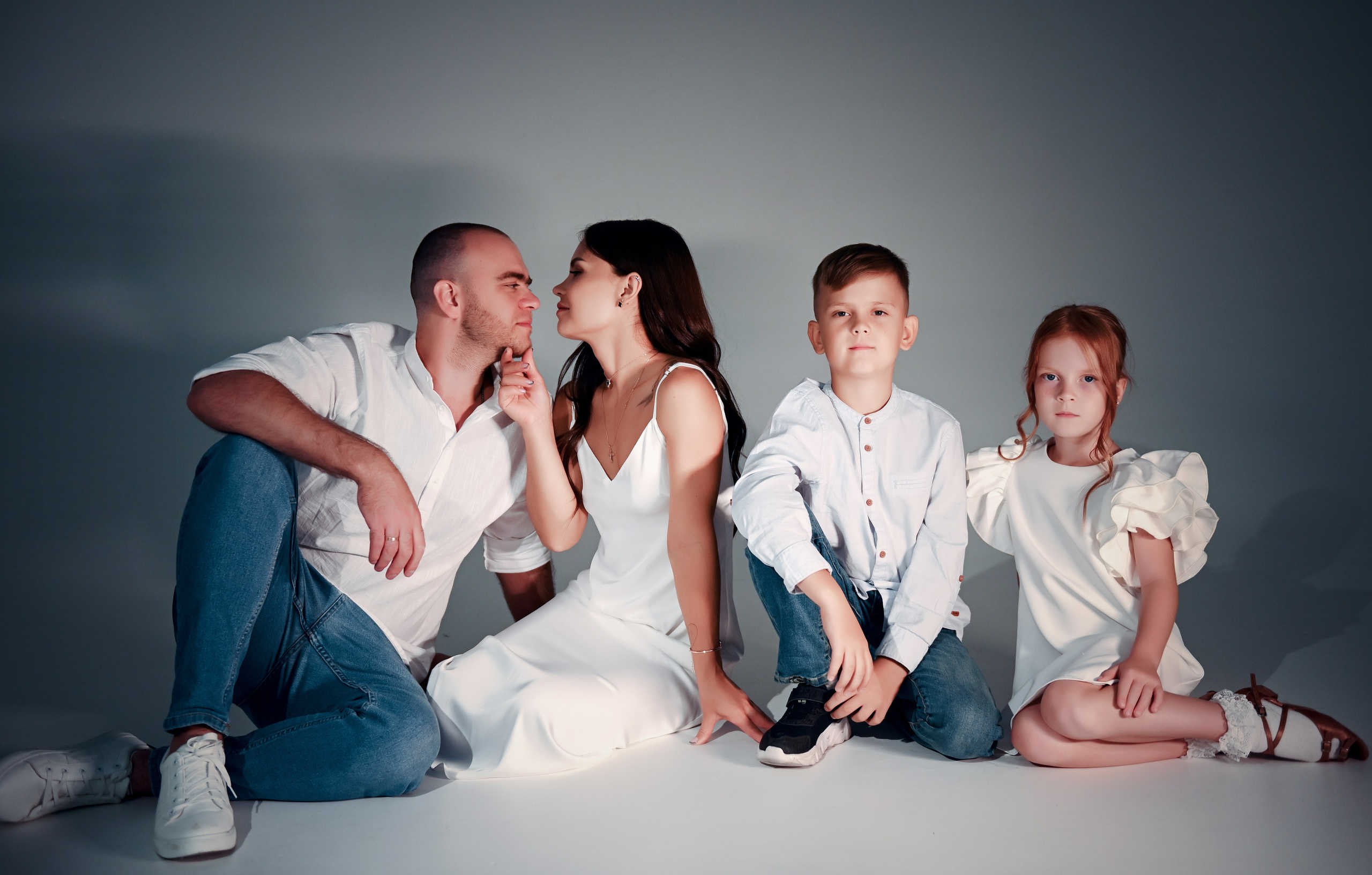Семейная фотосессия. Свадебный, семейный, детский, контент фотограф в Омске Максим Ильин