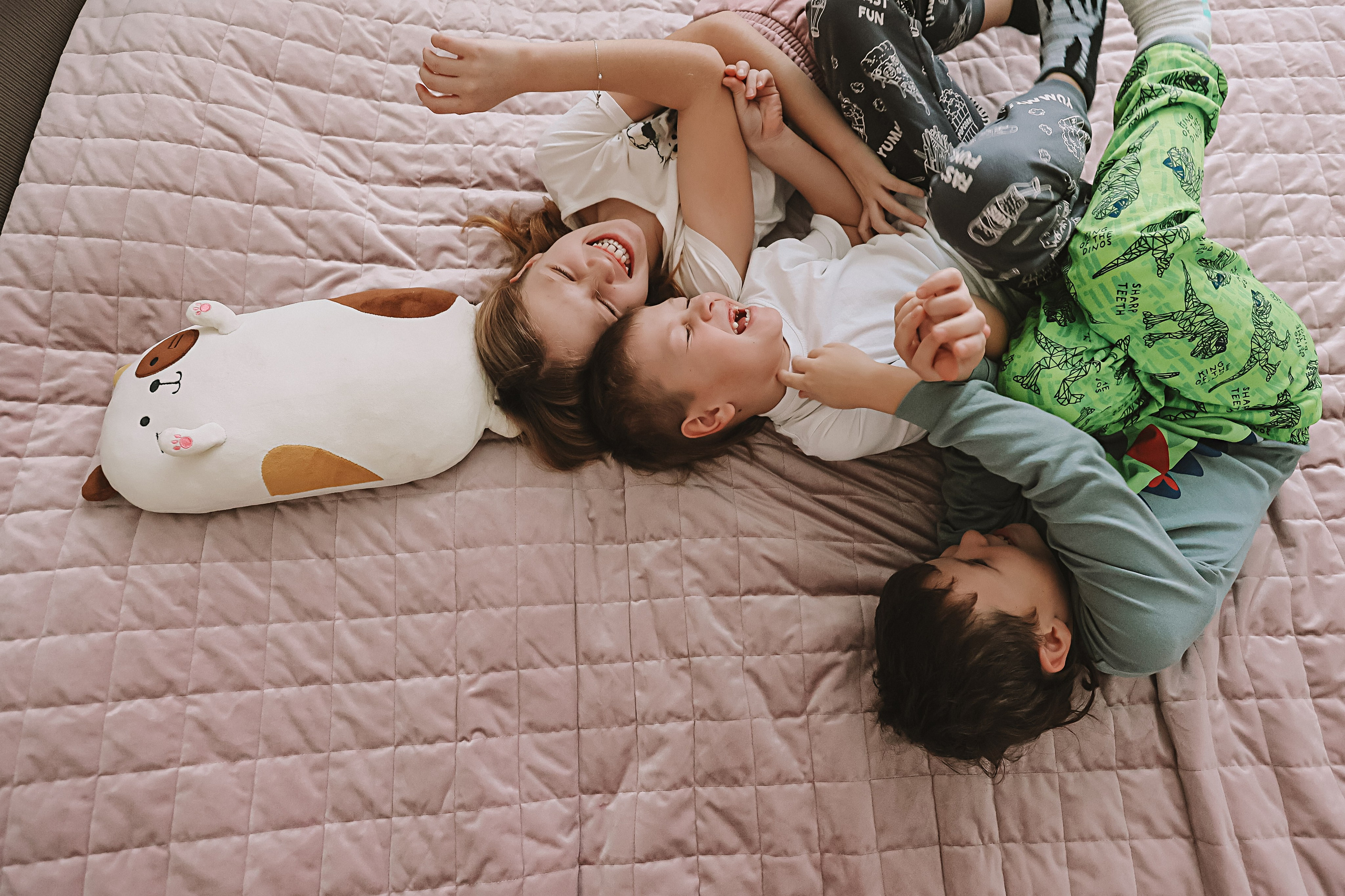 Большая семья репортаж. Семейный фотограф Тюмень, фотограф на роды Салмина Мария