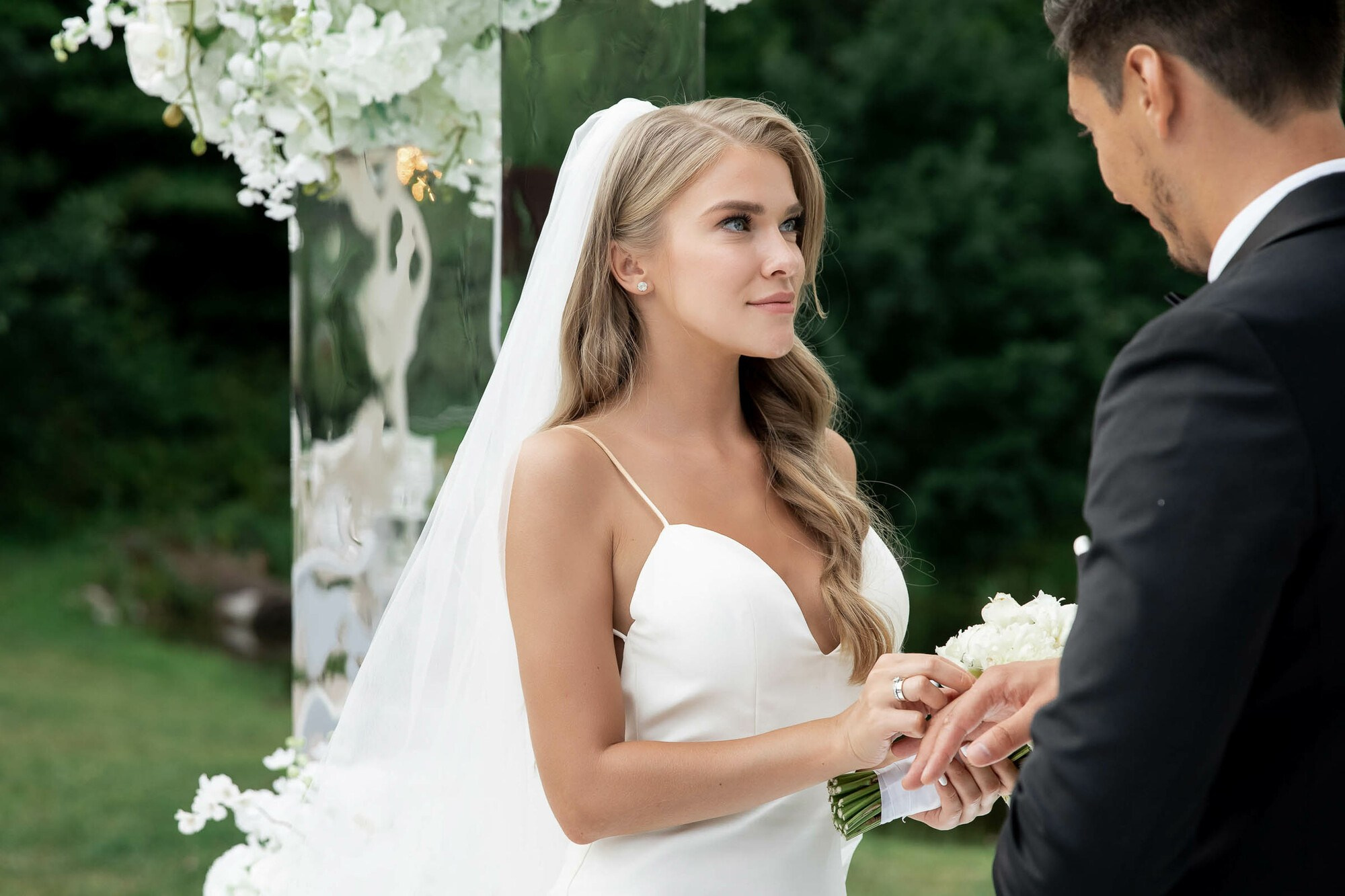 Стильная свадьба со сборами в гостинице Эрмитаж. Свадебный фотограф в Санкт-Петербурге и Москве Андрей Нестеров