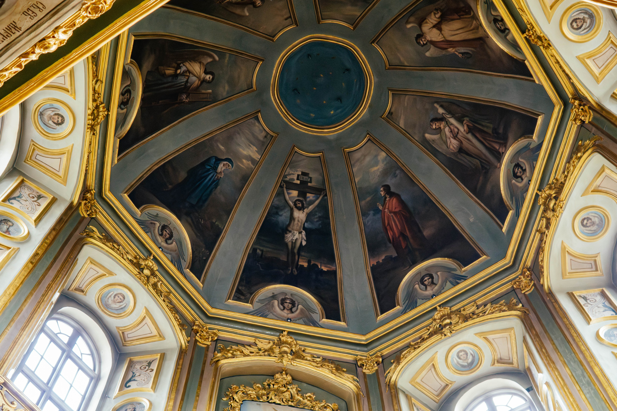 Литургия в храме иконы Божией Матери «Живоносный Источник» в Царицыне. Фотограф Москва Валерия Веденина