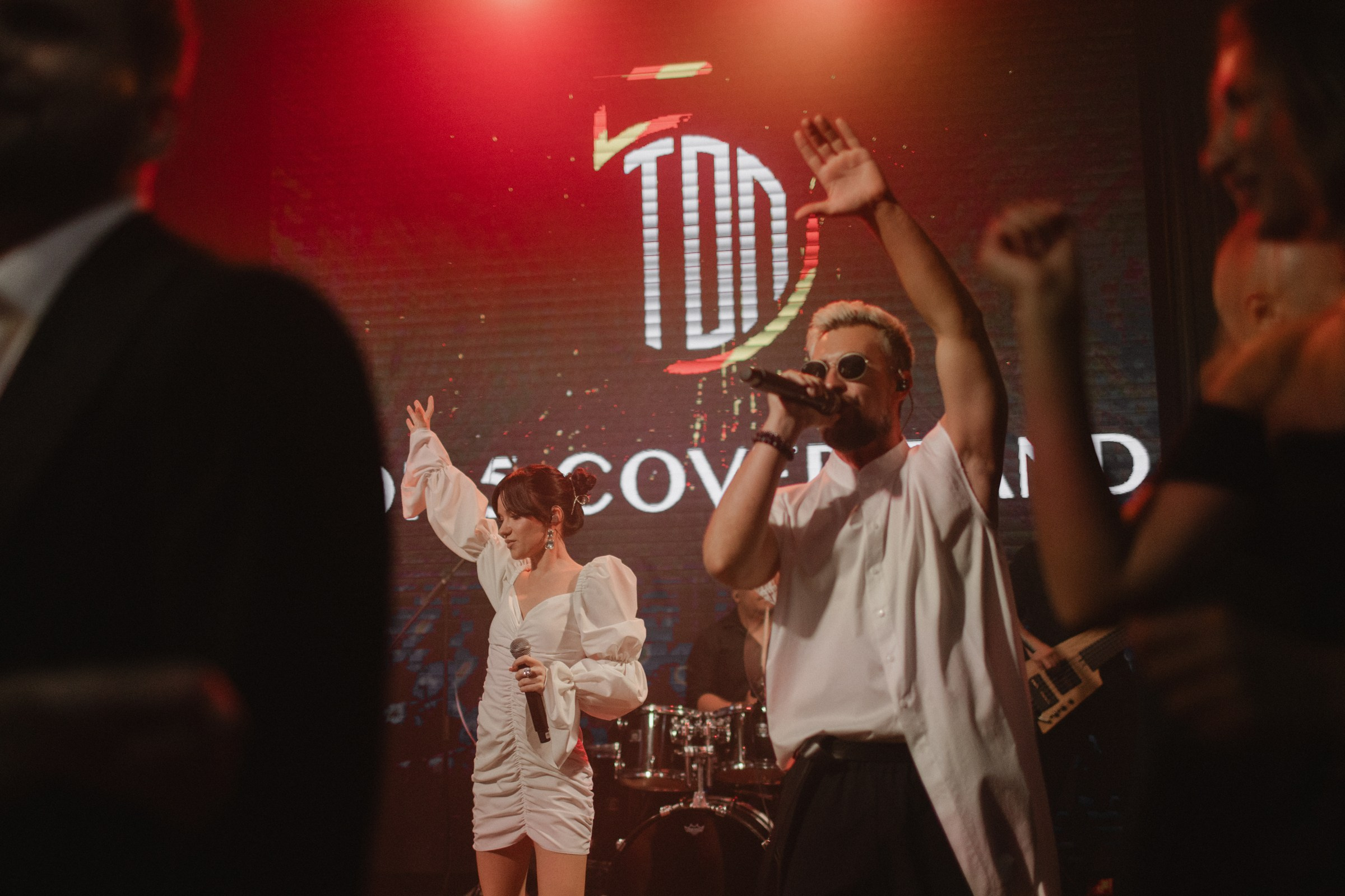 Собираемся на свадьбу вместе с фотосессией для двоих на утренние сборы. Свадебный, репортажный и портретный фотограф Сочи, Краснодар. Александра Зайцева