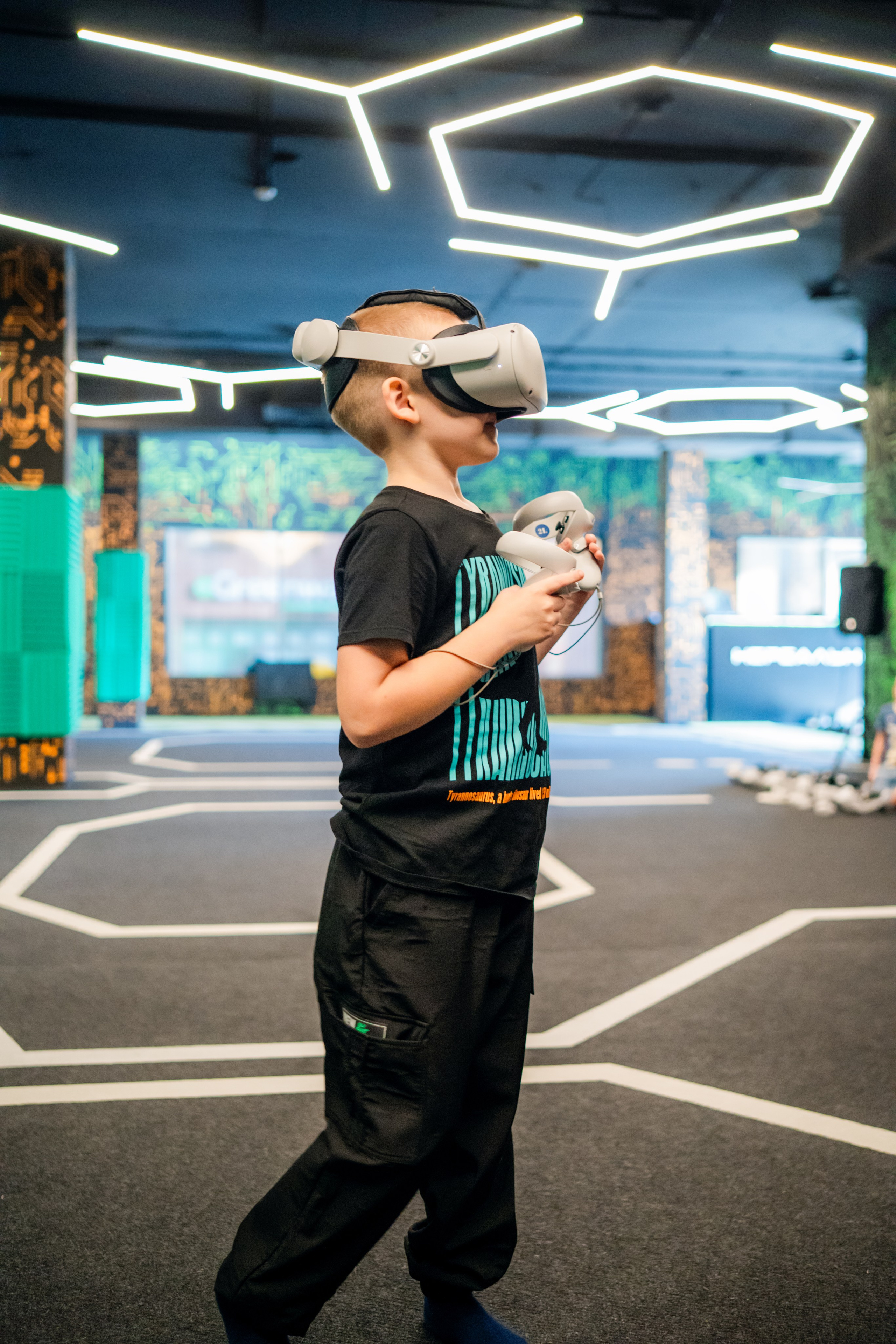 VR (September-October 2024). Felixtones