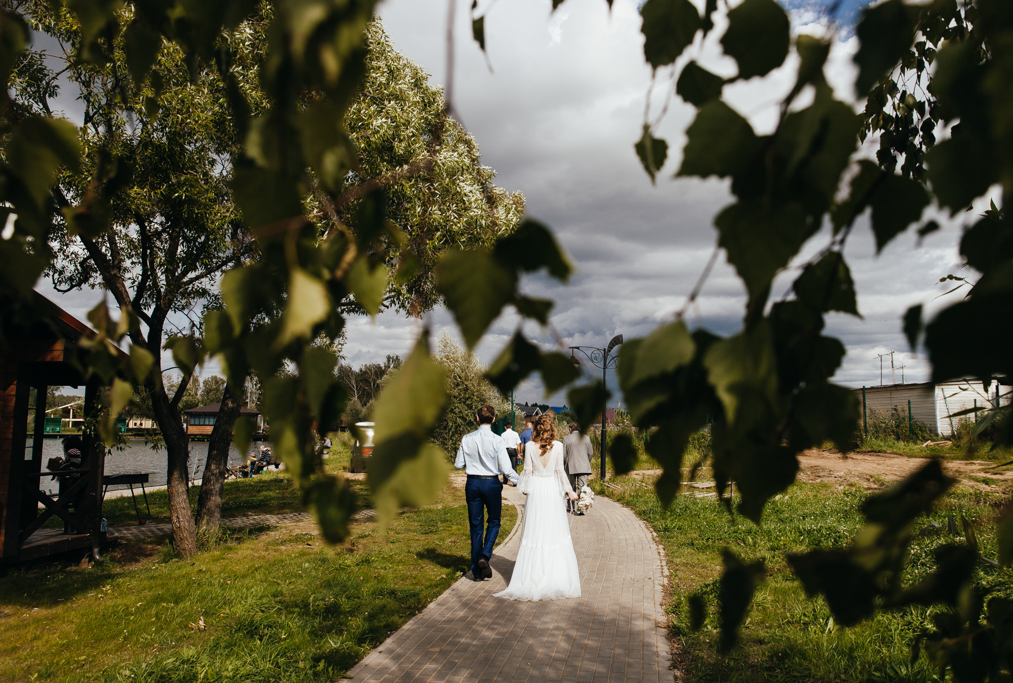 Свадебная фотоссессия в лесу. Свадебный и семейный фотограф в Москве Андрасюк Елена