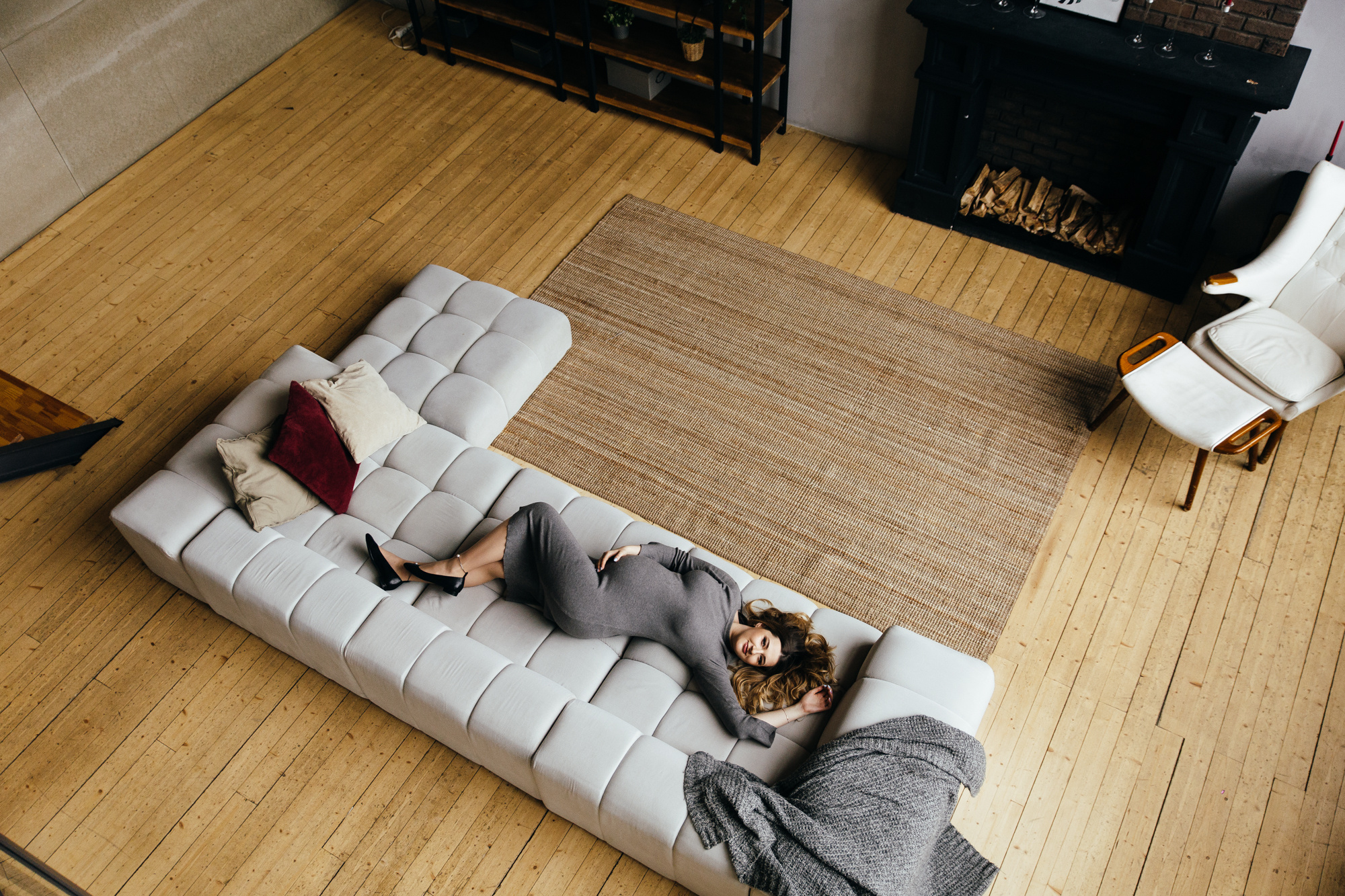 Фотосессия беременности в студии. Свадебный и семейный фотограф в Москве Андрасюк Елена