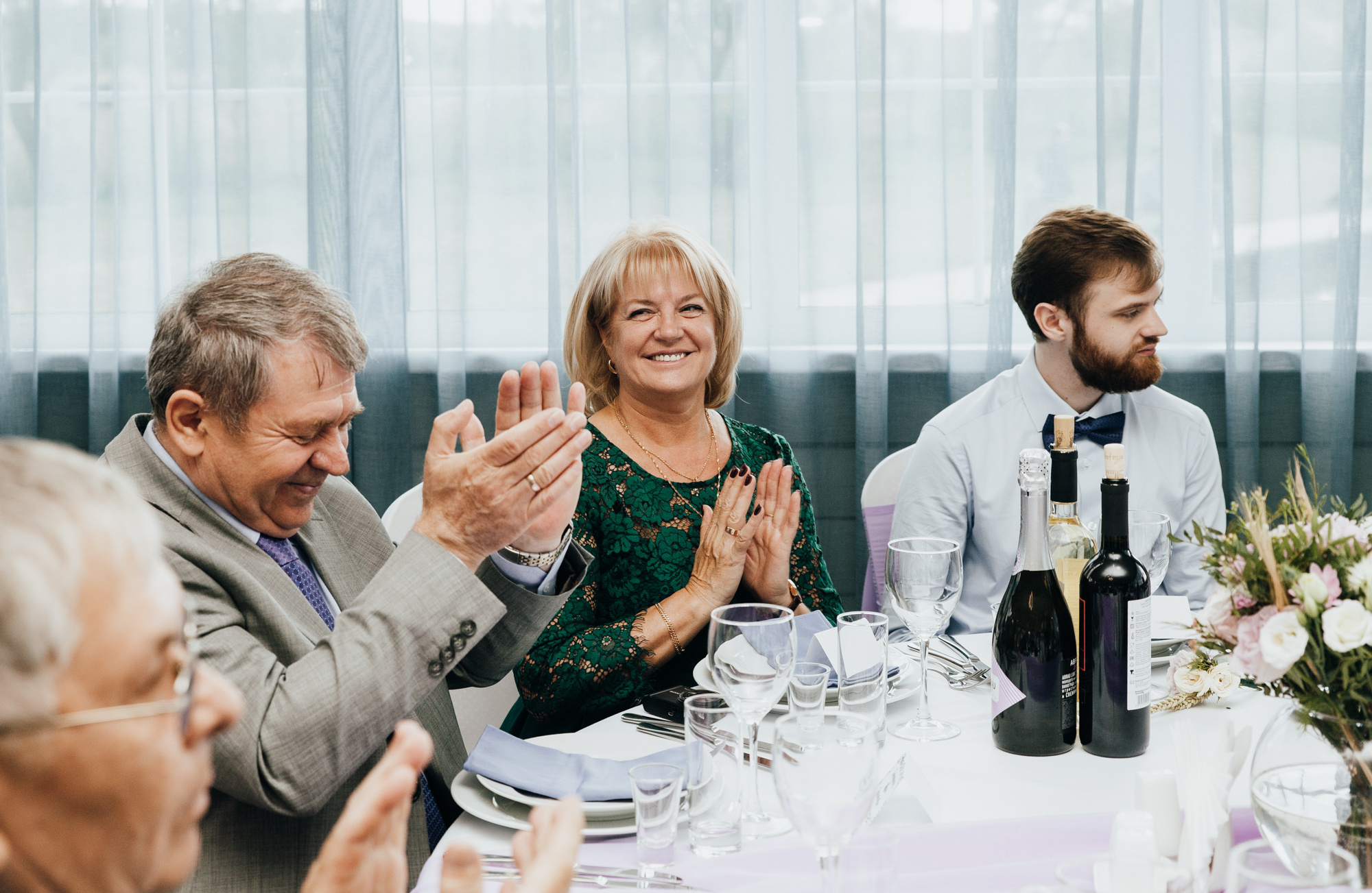 Свадебная фотоссессия в лесу. Свадебный и семейный фотограф в Москве Андрасюк Елена