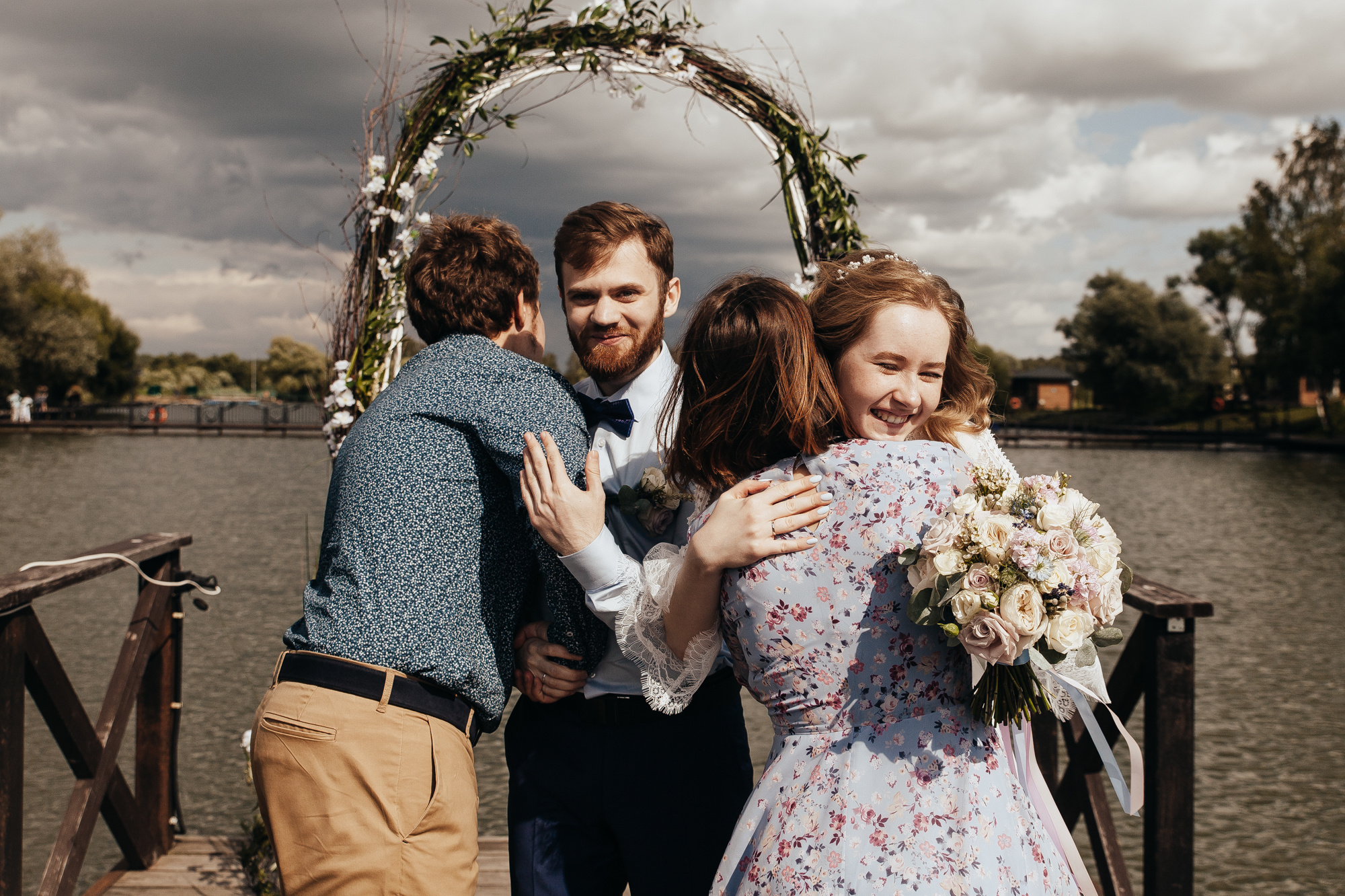 Свадебная фотоссессия в лесу. Свадебный и семейный фотограф в Москве Андрасюк Елена