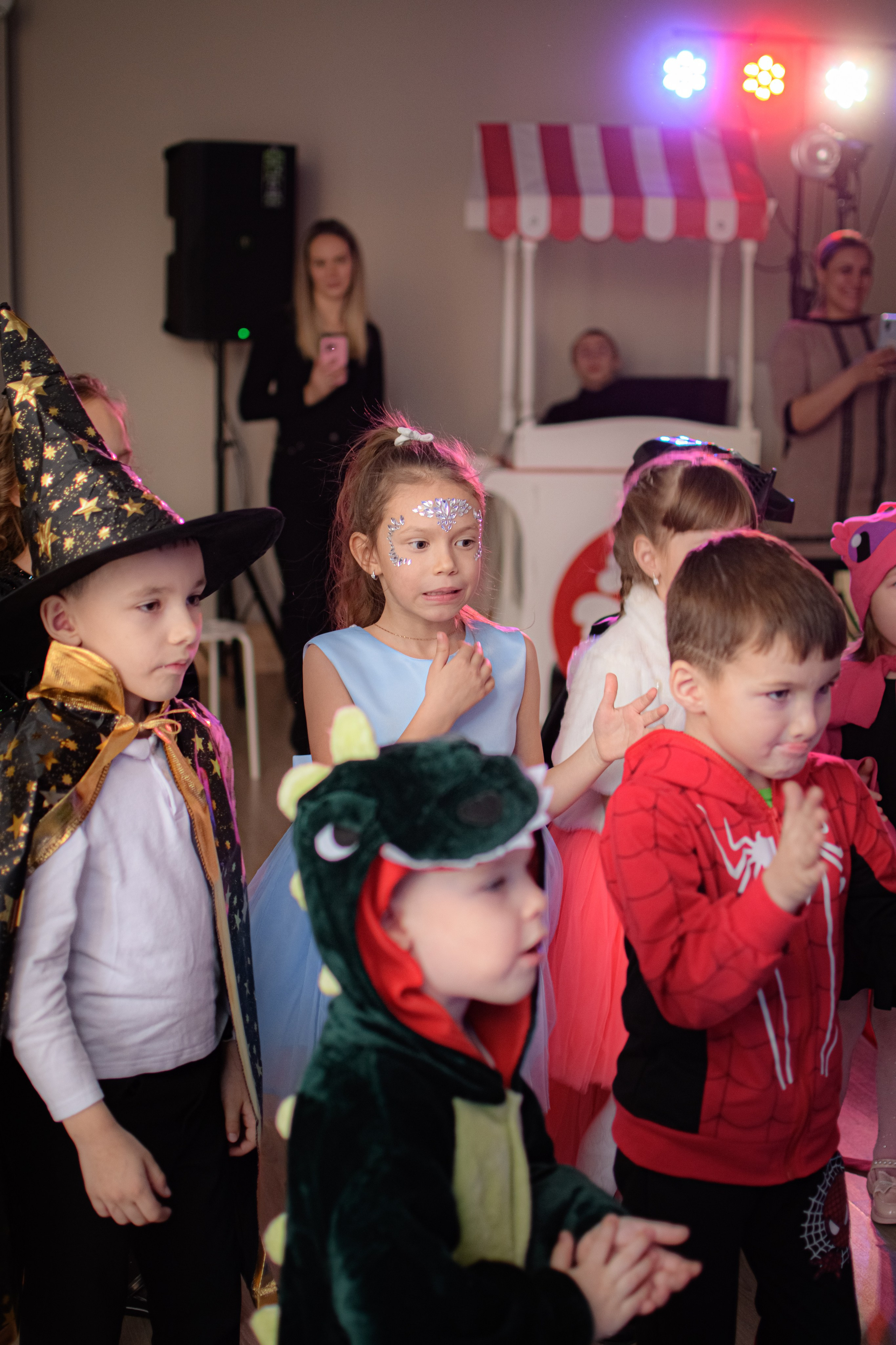 HAPPY NEW YEAR. Photokarish