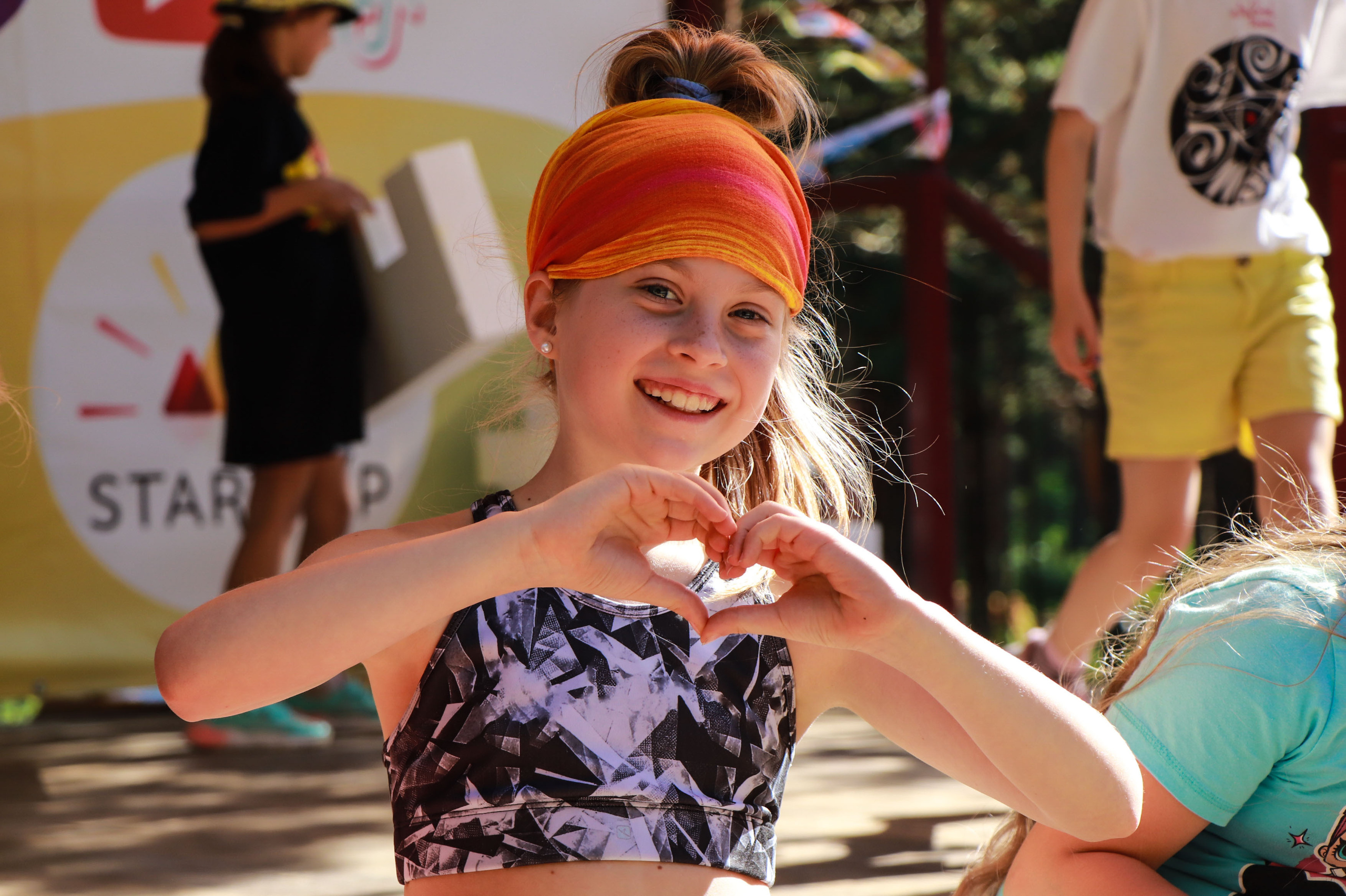 Детский языковой лагерь «Enjoy Camp». Лиза Кутанина — профессиональный семейный и портретный фотограф в Жуковском |Съемка в студии | Фотосессии в Жуковском и Раменском