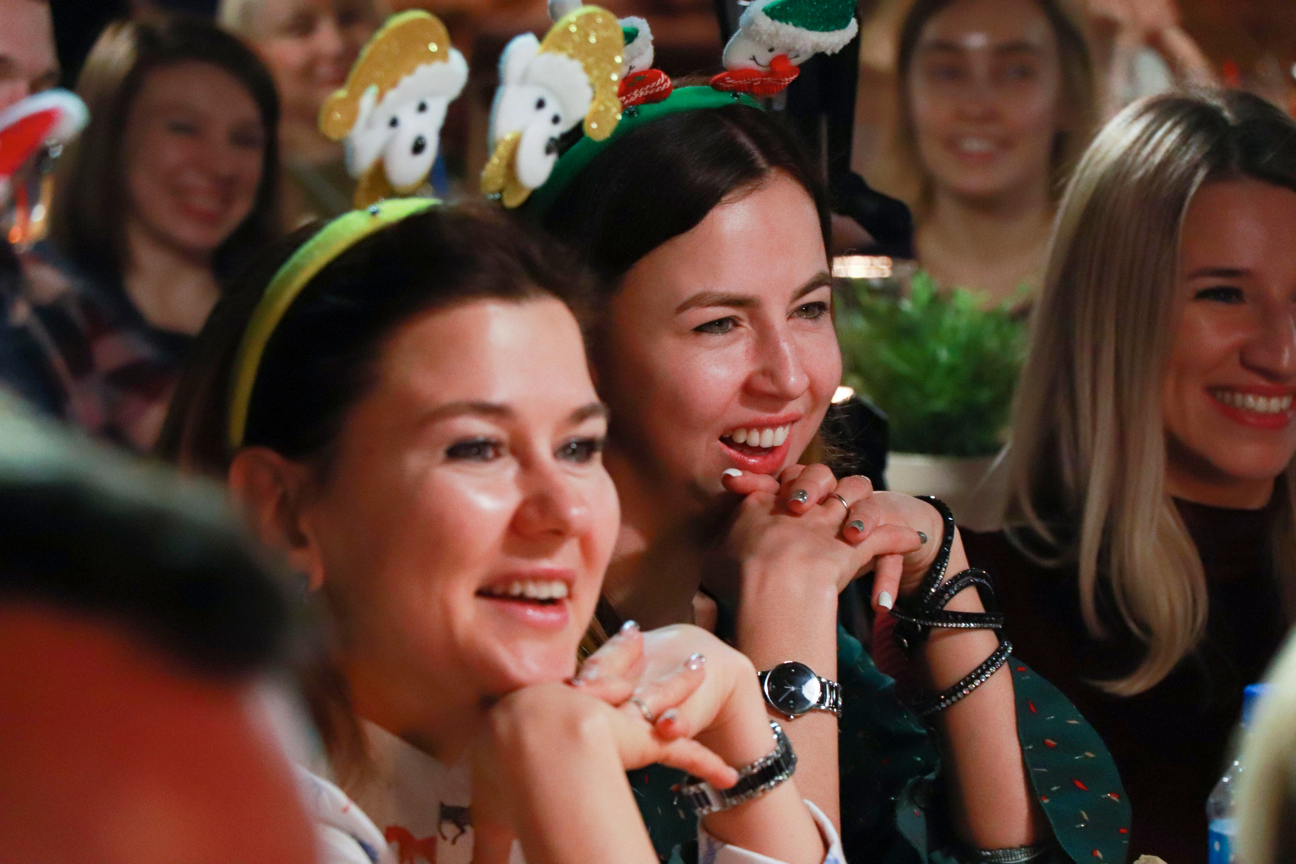 Стендап проект «Всё включено». Лиза Кутанина — профессиональный семейный и портретный фотограф в Жуковском |Съемка в студии | Фотосессии в Жуковском и Раменском