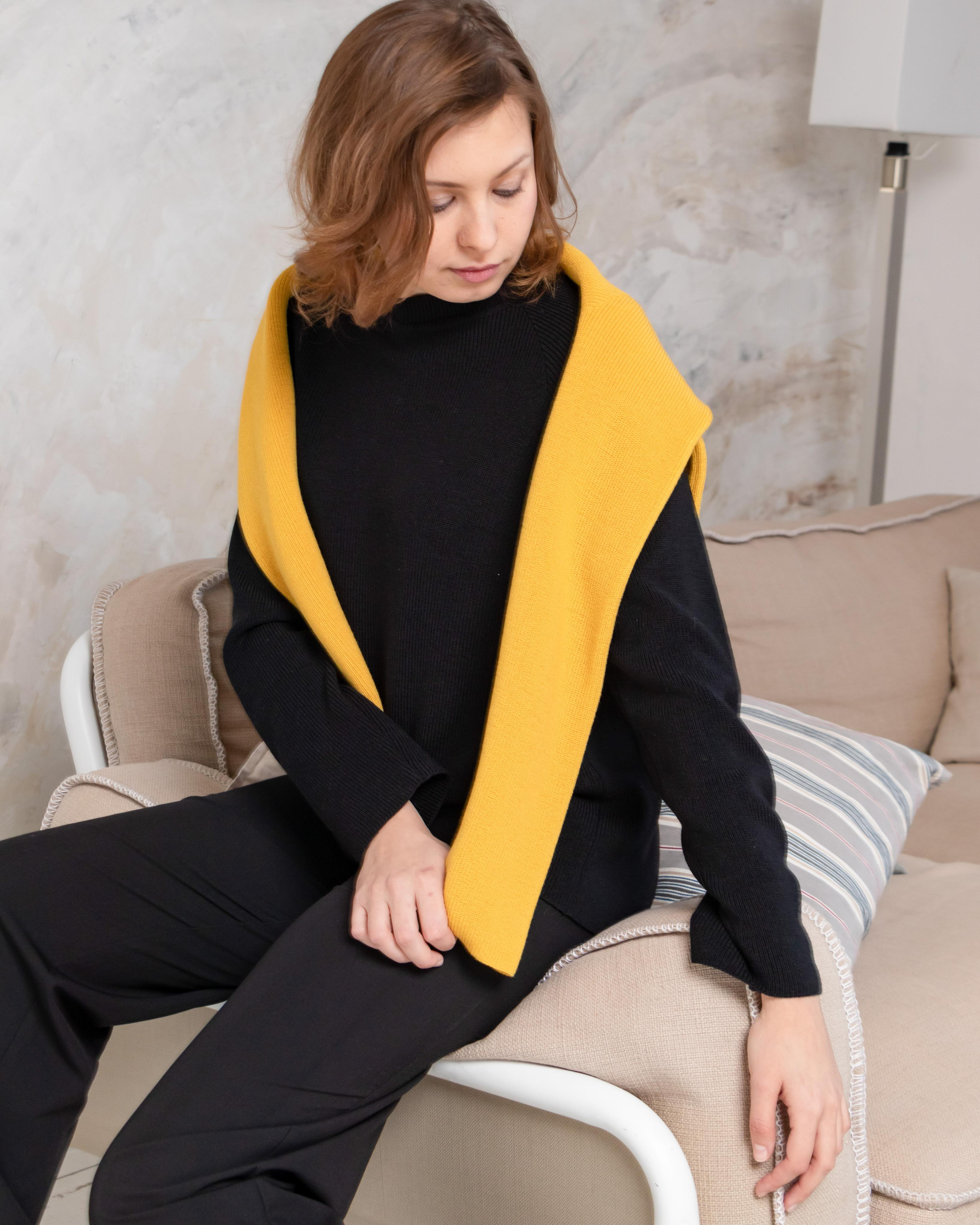 Кашемировые свитера «Classique». Лиза Кутанина — профессиональный семейный и портретный фотограф в Жуковском |Съемка в студии | Фотосессии в Жуковском и Раменском