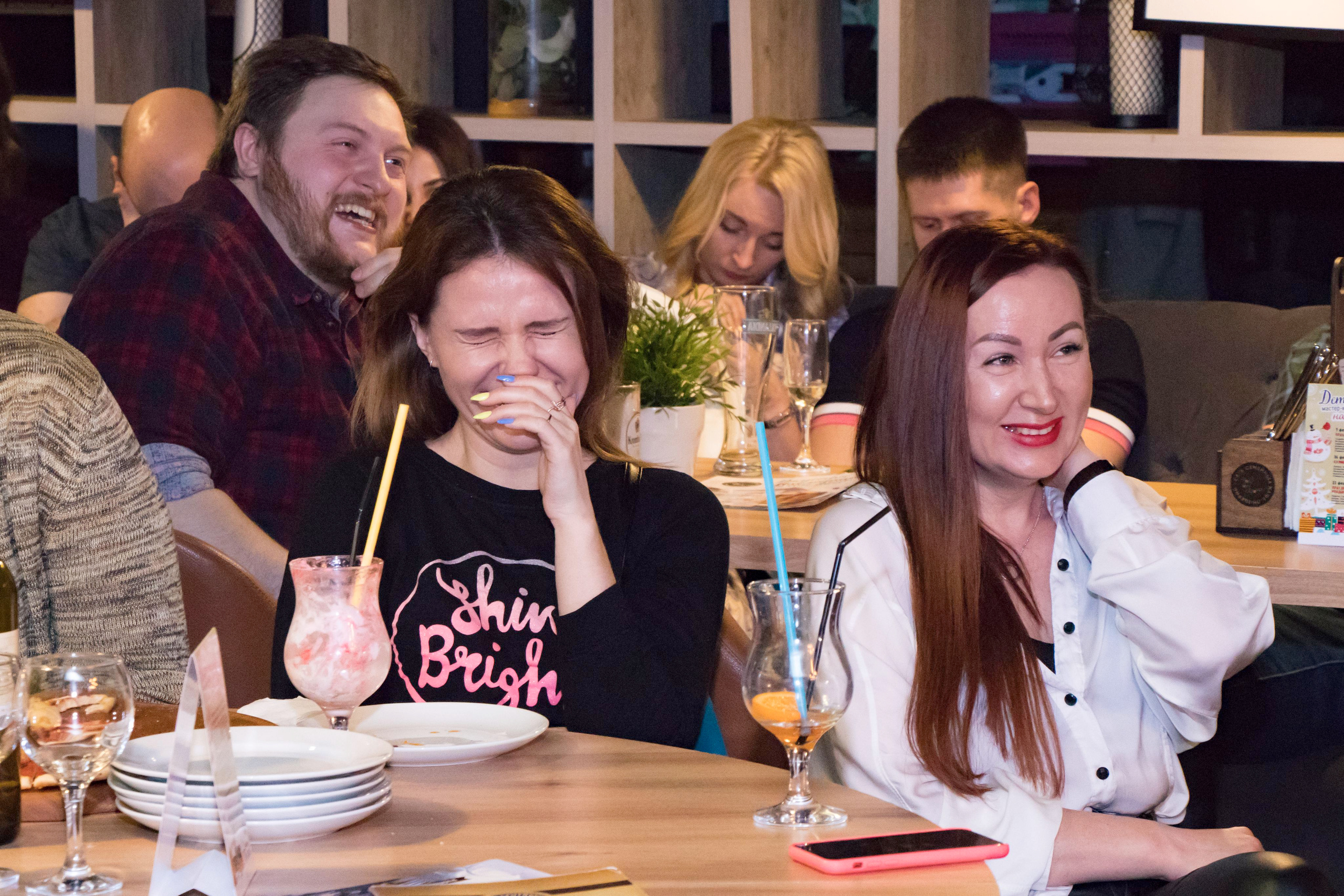 Стендап проект «Всё включено». Лиза Кутанина — профессиональный семейный и портретный фотограф в Жуковском |Съемка в студии | Фотосессии в Жуковском и Раменском