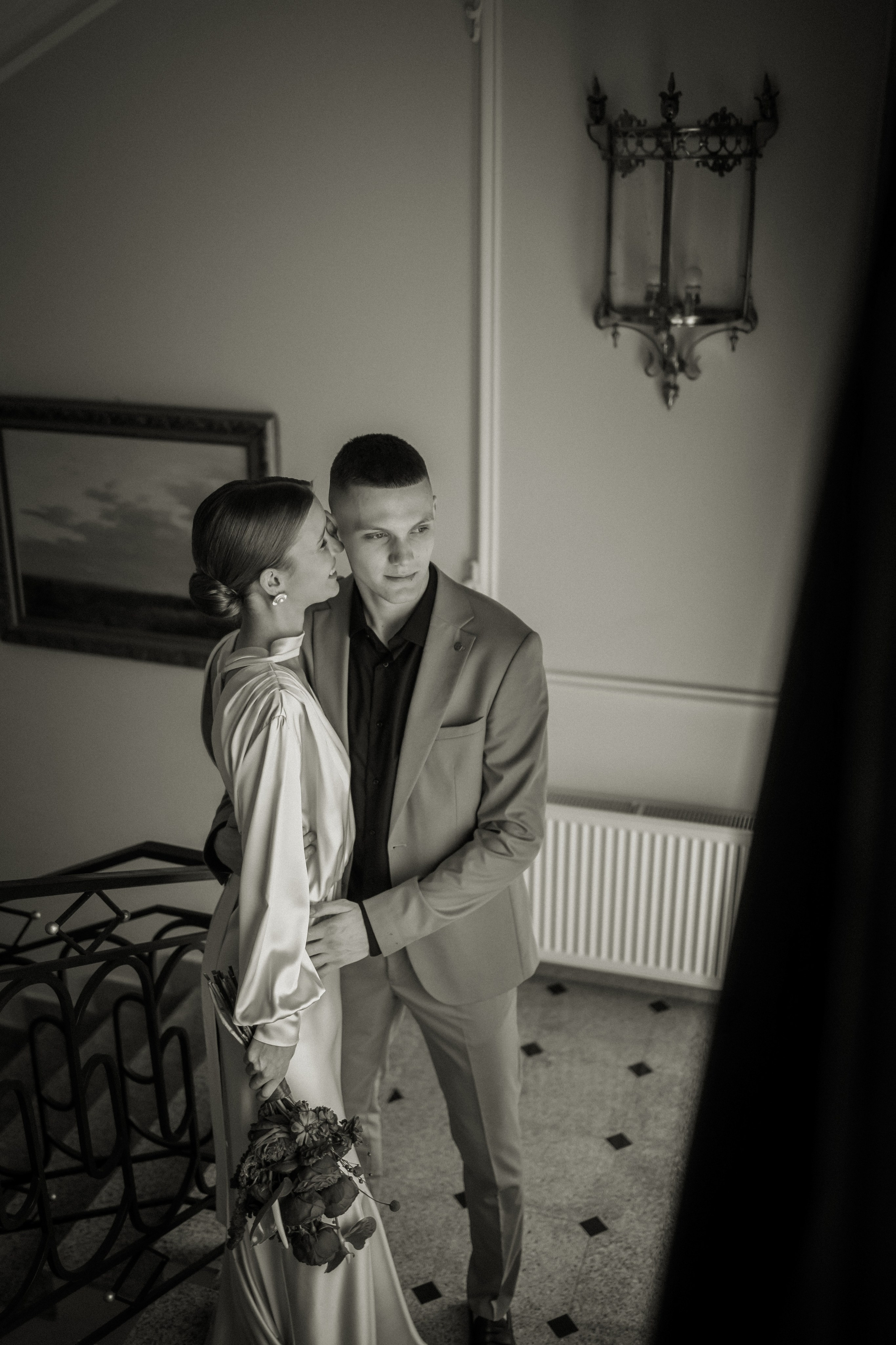 Свадебная прогулка Адель и Артём. Свадебная фотография. Арина Рубах