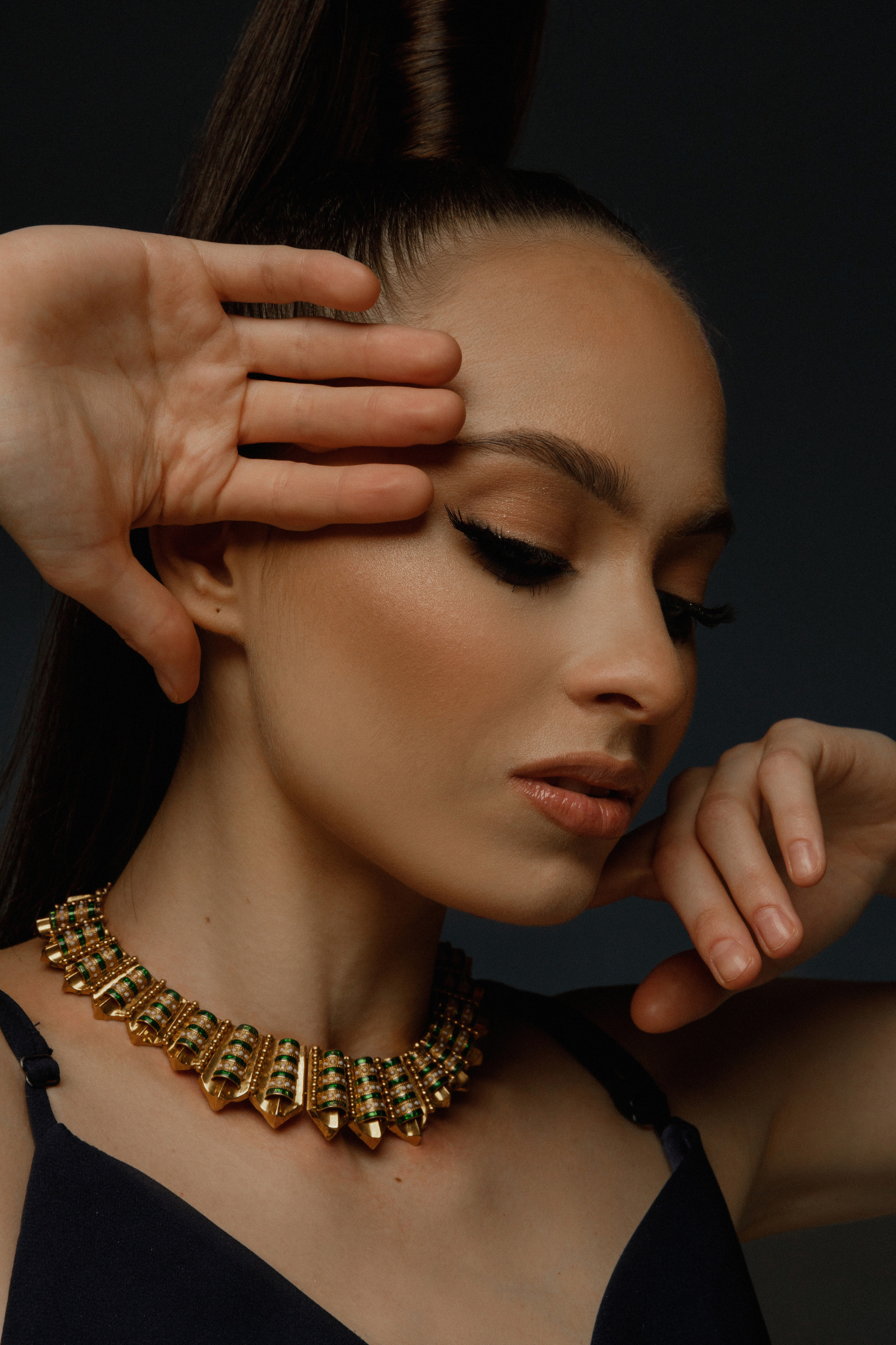 Эмма. Главная